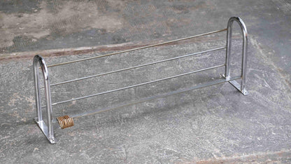 Vintage Wandgarderobe Bauhaus mit Hutablage und Kleiderhaken