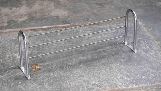 Vintage Wandgarderobe Bauhaus mit Hutablage und Kleiderhaken