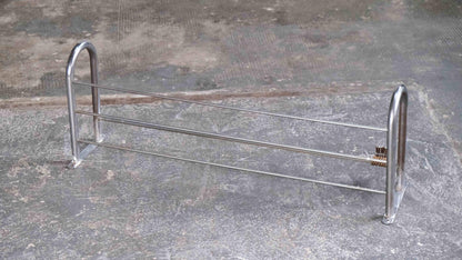 Vintage Wandgarderobe Bauhaus mit Hutablage und Kleiderhaken