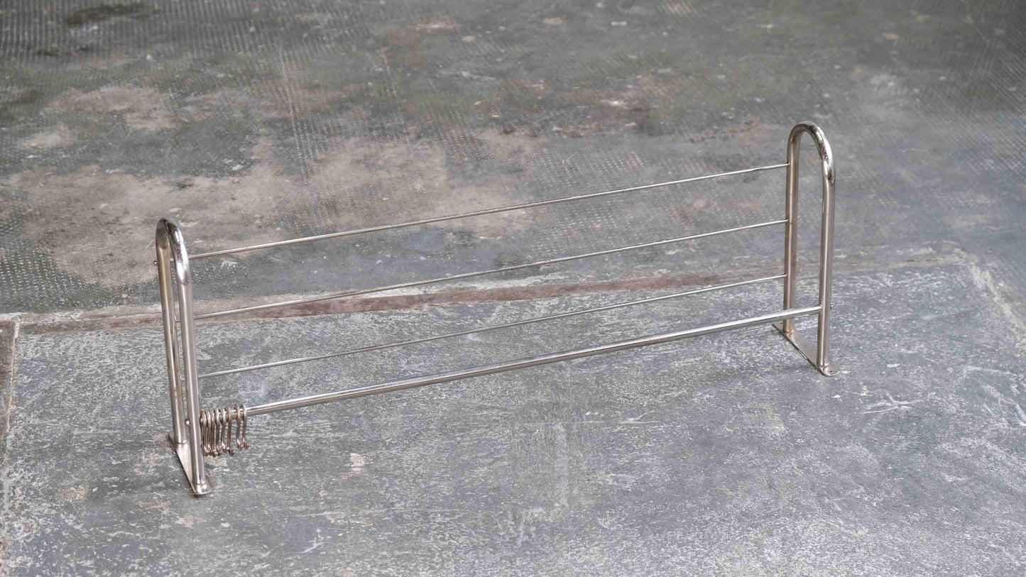 Vintage Wandgarderobe mit Hutablage silberfarben chrom #0013