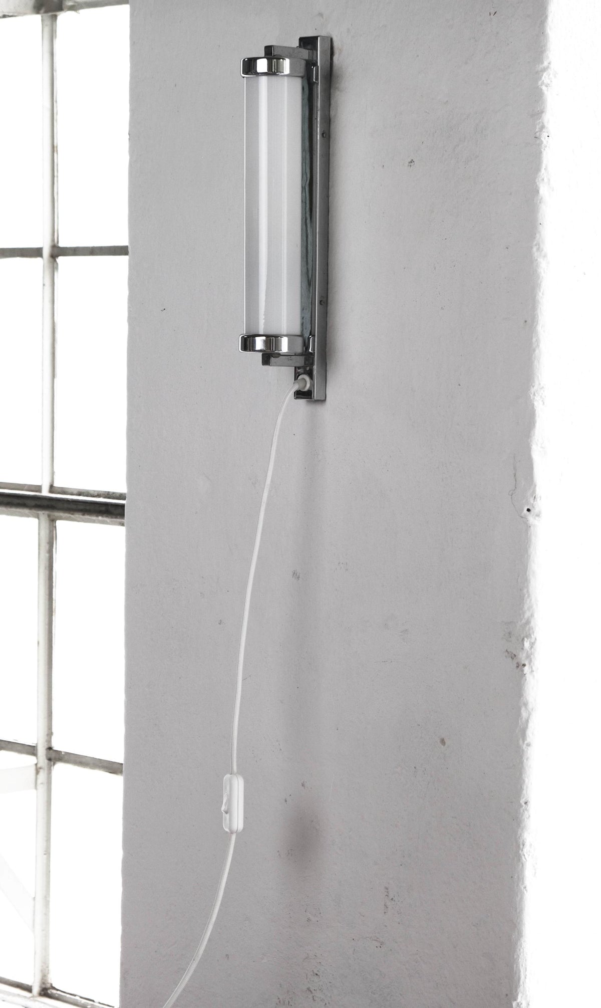 Vintage Wandlampe von Napako für Napako, Chrom mit Glaszylinder
