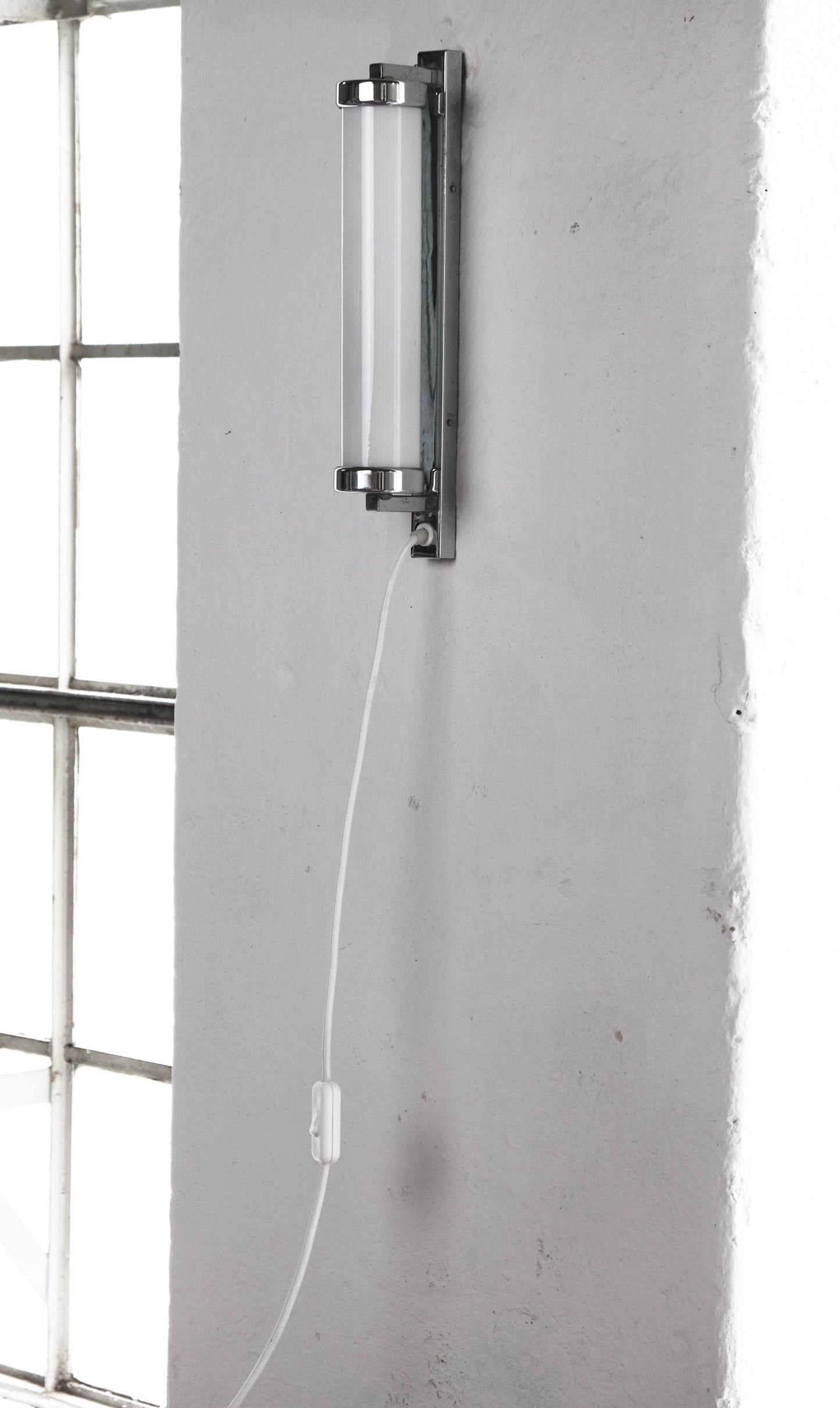 Vintage Wandlampe von Napako für Napako, Chrom mit Glaszylinder