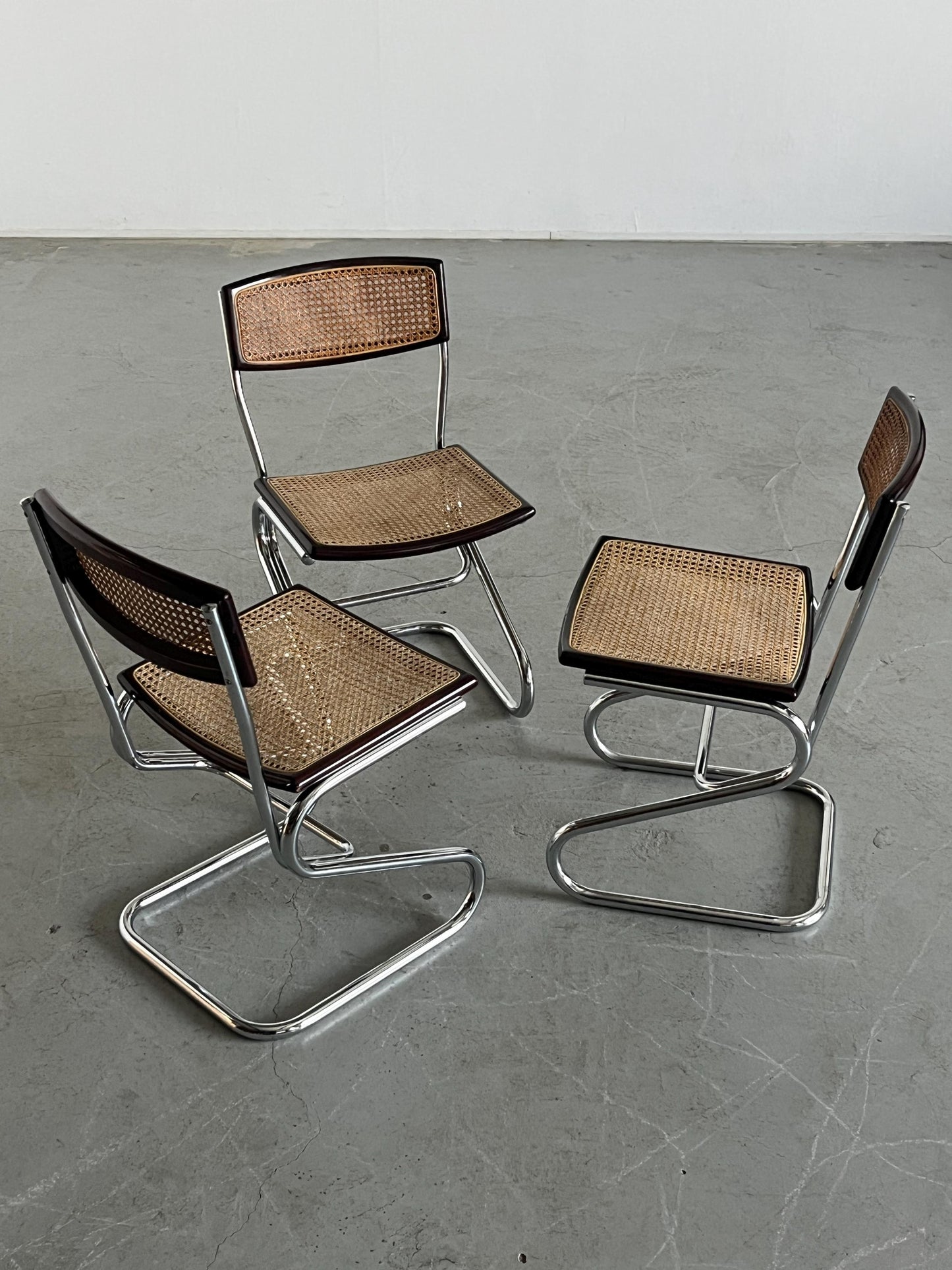 Vintage Freischwinger Essstuhl Holz Rohrgeflecht Chrom Marcel Breuer Stil 1970er Italien