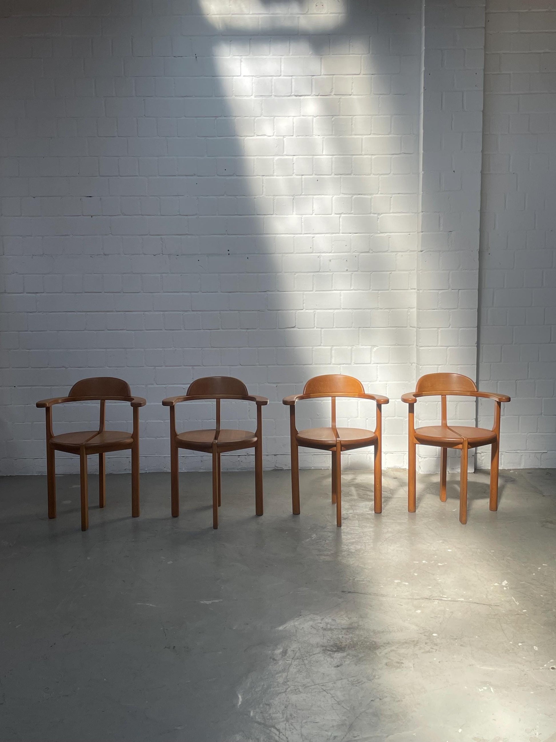 Vintage Stuhl Brahlstorf im Stil von Rainer Daumiller, Massivholz