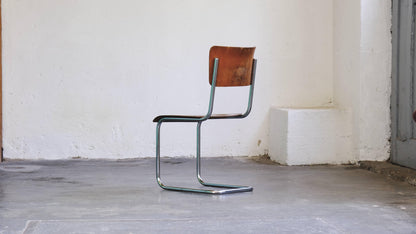 Vintage Freischwinger Stuhl von Bauhaus mit besonderem Furnier
