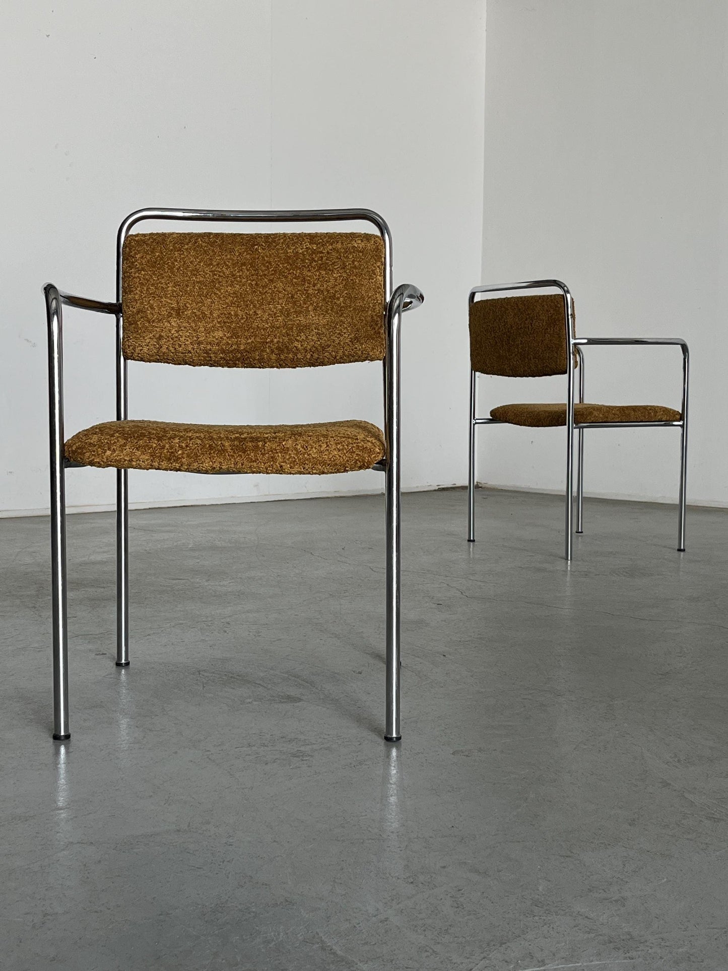 Fauteuil vintage de H. Fiedler et H. Heyder en bouclé ocre, Bauhaus, années 1970, paire