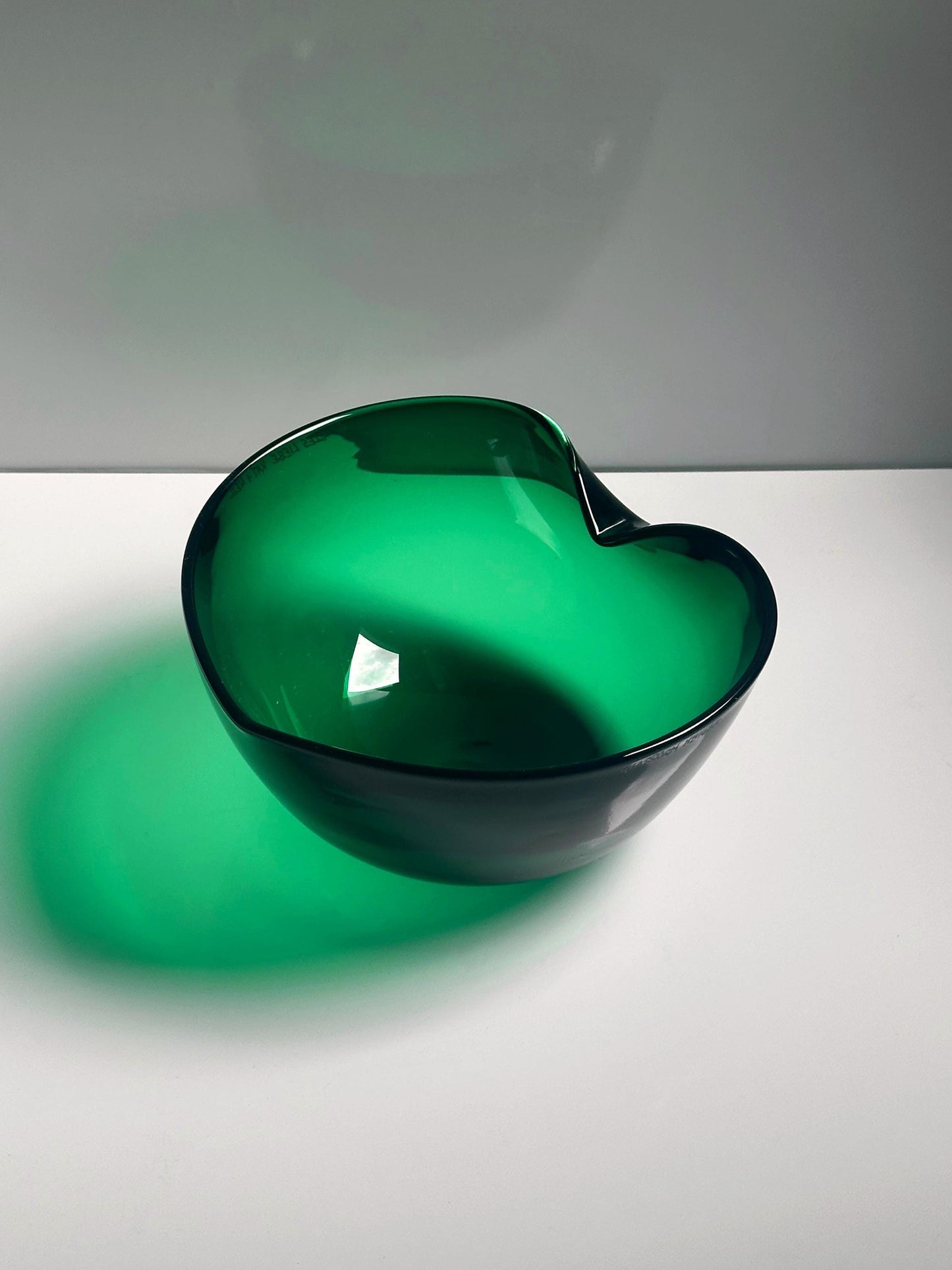 Vintage Schale Glasstorm von Glasstorm Schottland grün graviert