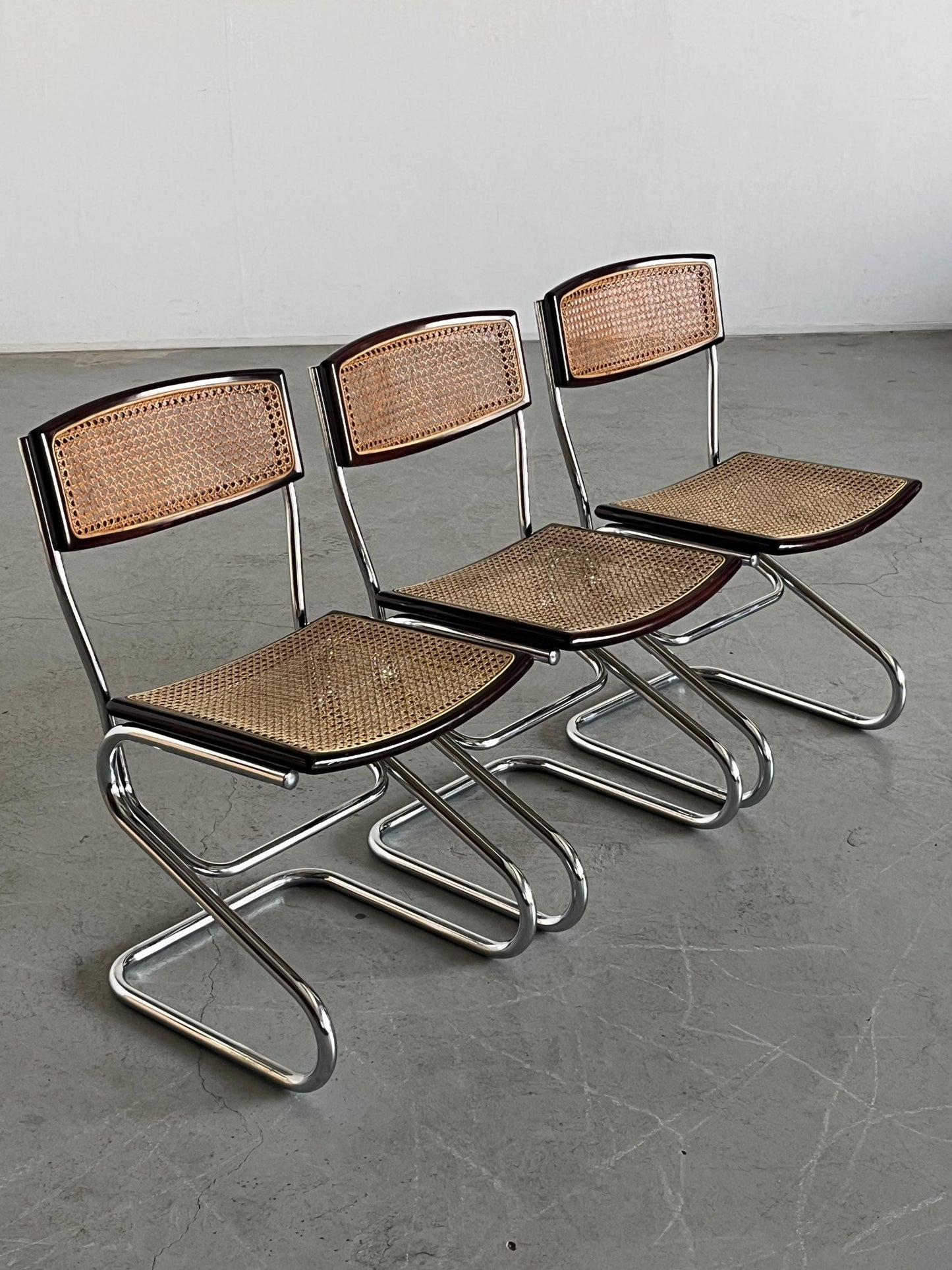 Vintage Freischwinger Essstuhl Holz Rohrgeflecht Chrom Marcel Breuer Stil 1970er Italien