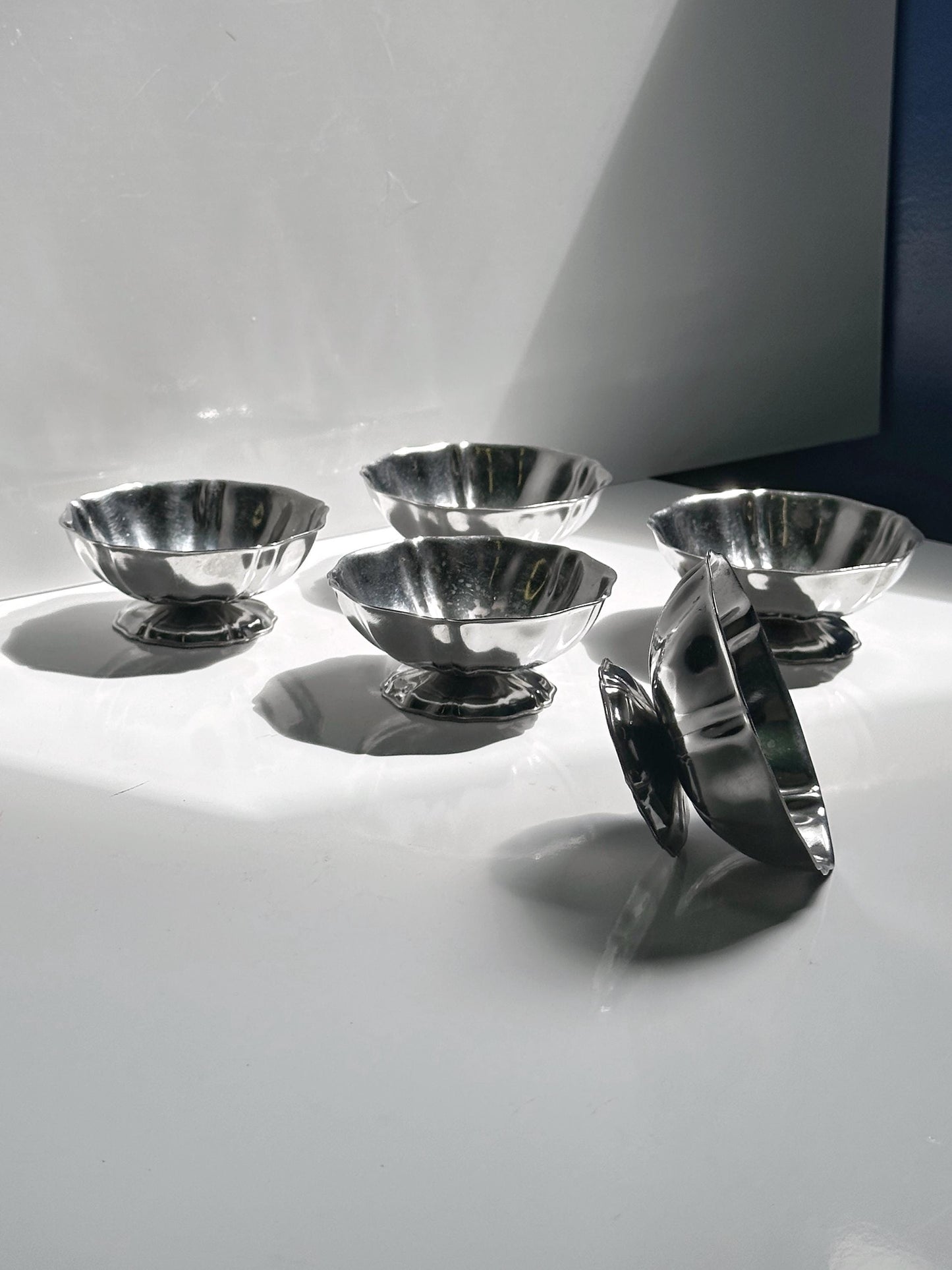 Vintage Dessertschale Blütenform Set von 5 aus Edelstahl Italien