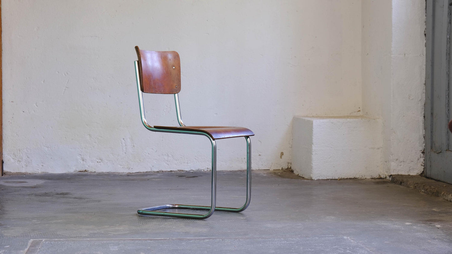 Vintage Freischwinger Stuhl von Bauhaus mit besonderem Furnier