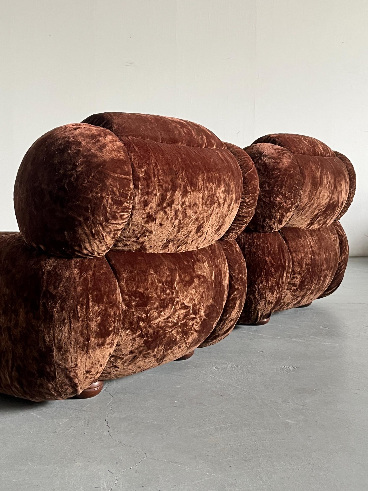 Vintage Cloud Sessel Italien 1970er Dunkelbraun Set von 2