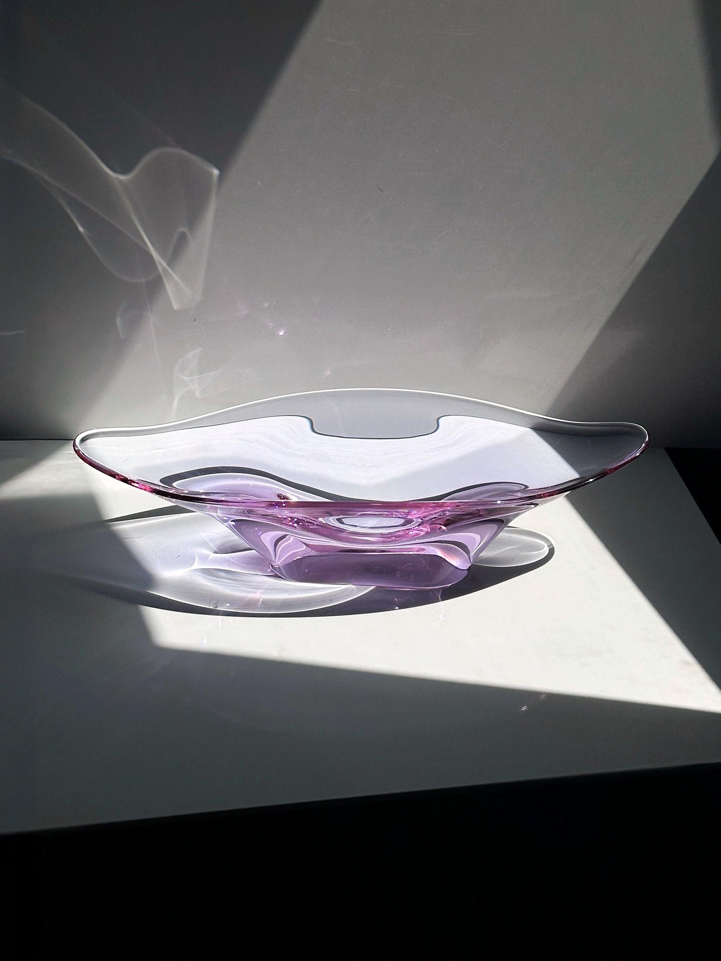 Vintage Schale Alexandrit Neodym Glas von Skrdlovice