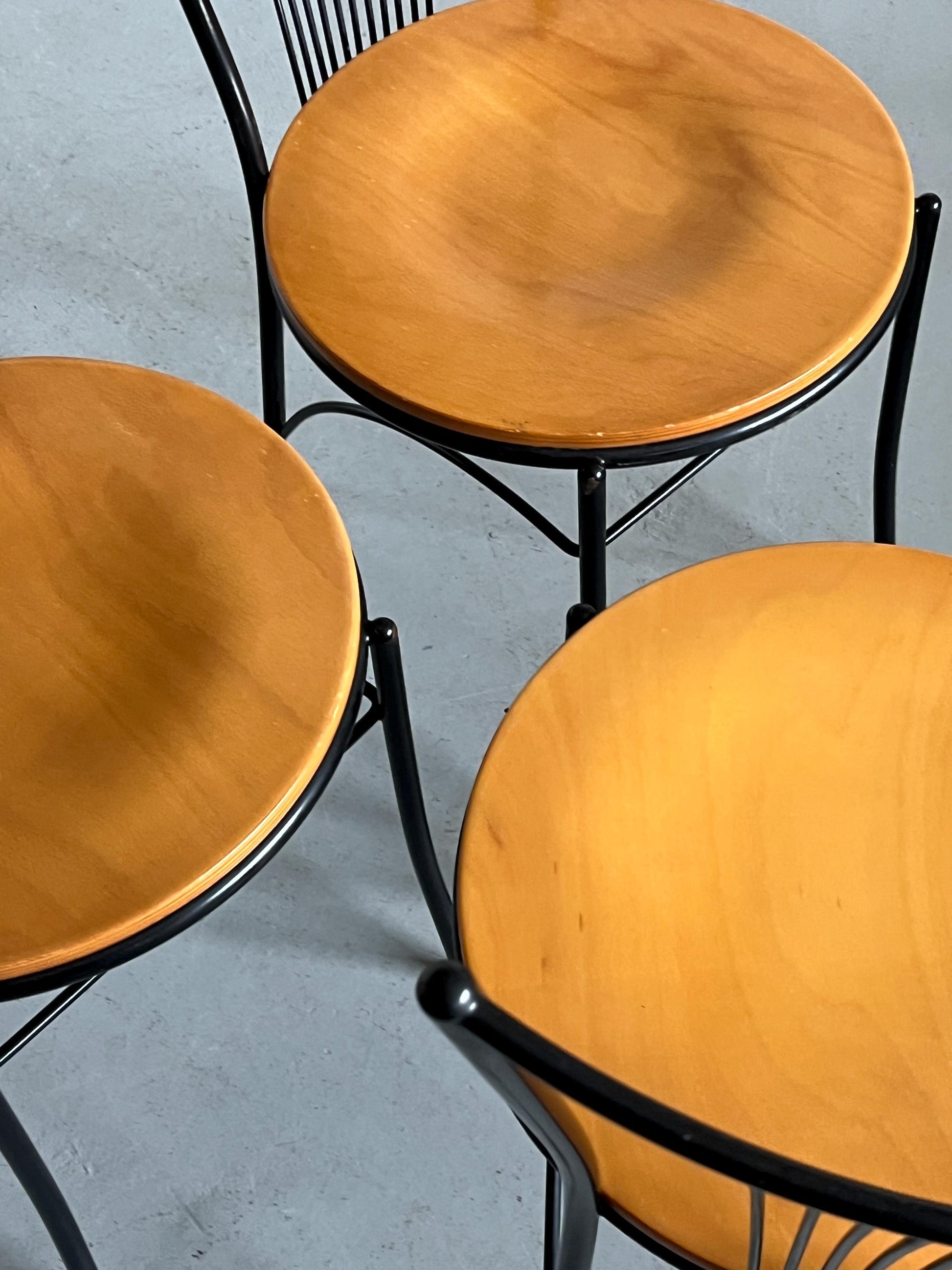 Vintage Stuhl Set von 3 von unbekannt für unbekannt, Drahtgestell, Italien 1980er