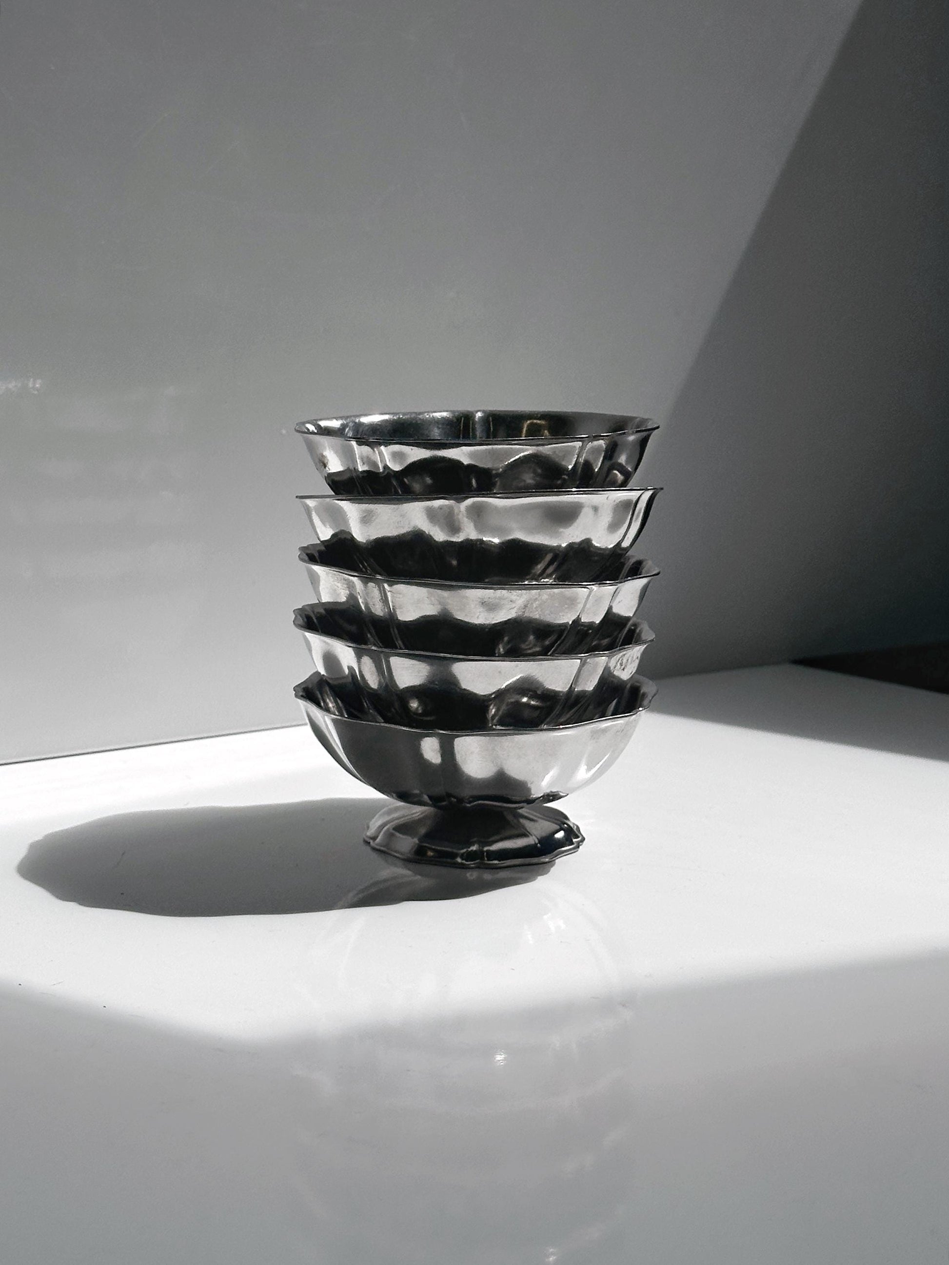 Vintage Dessertschale Blütenform Set von 5 aus Edelstahl Italien