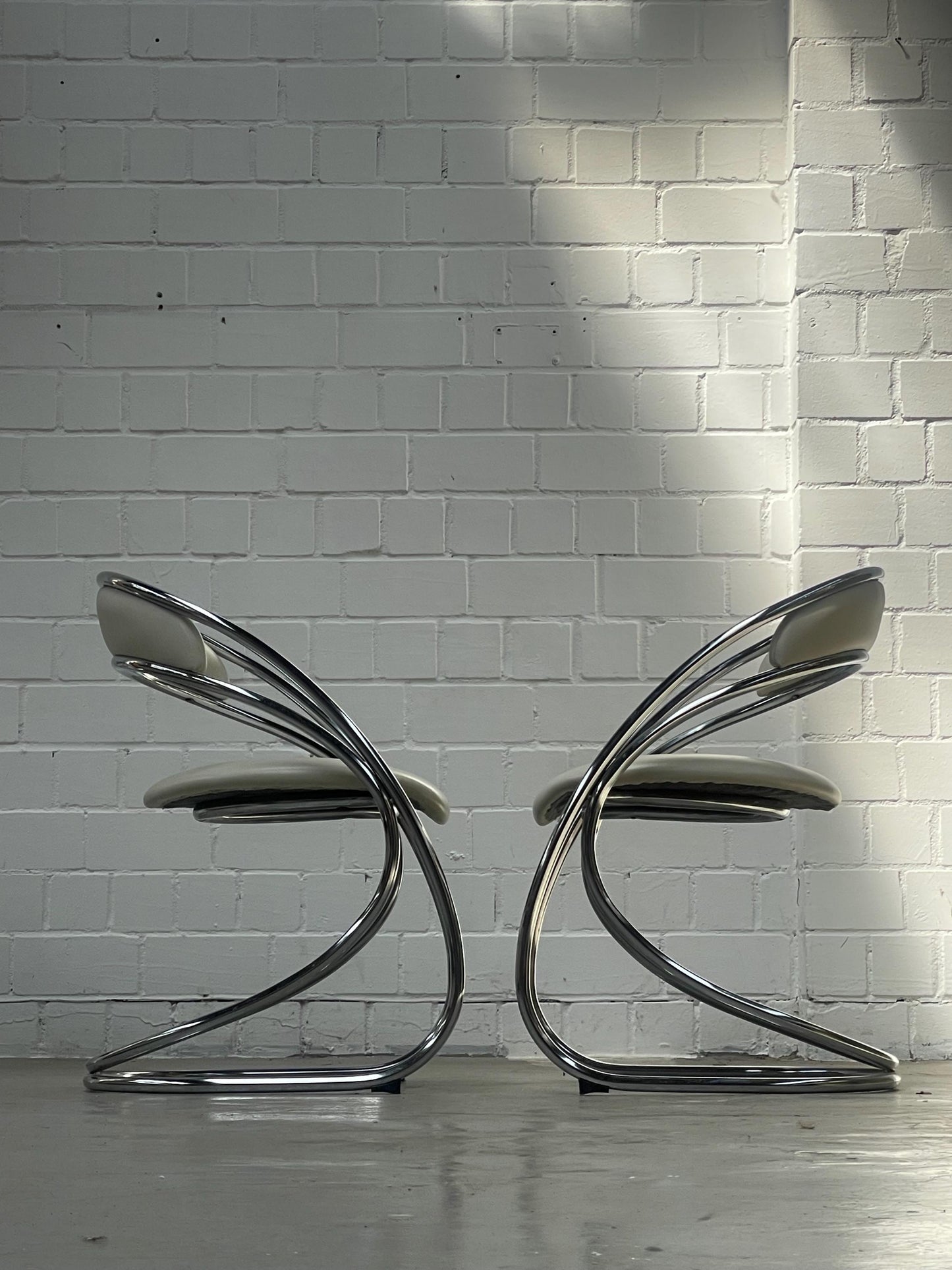 Vintage Stuhl von Rinaldi und Rizzo für Italien verchromtes Stahlrohr veganes Kunstleder