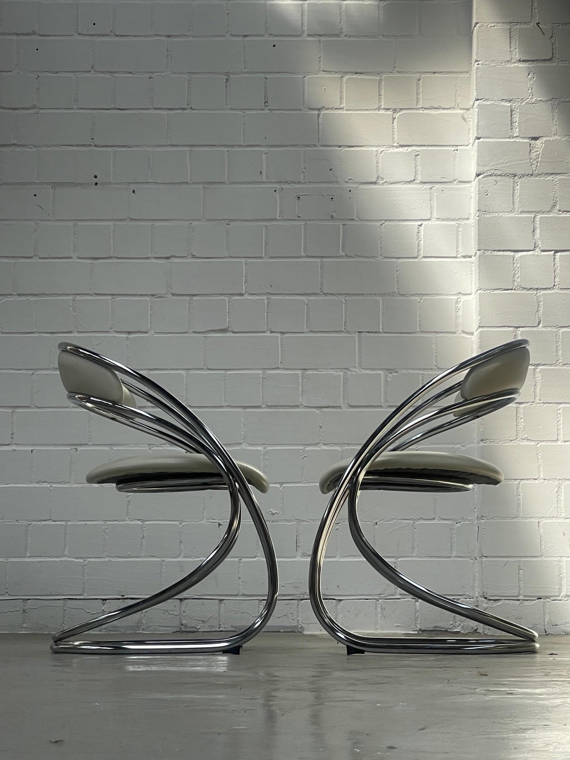 Vintage Stuhl von Rinaldi und Rizzo für Italien verchromtes Stahlrohr veganes Kunstleder