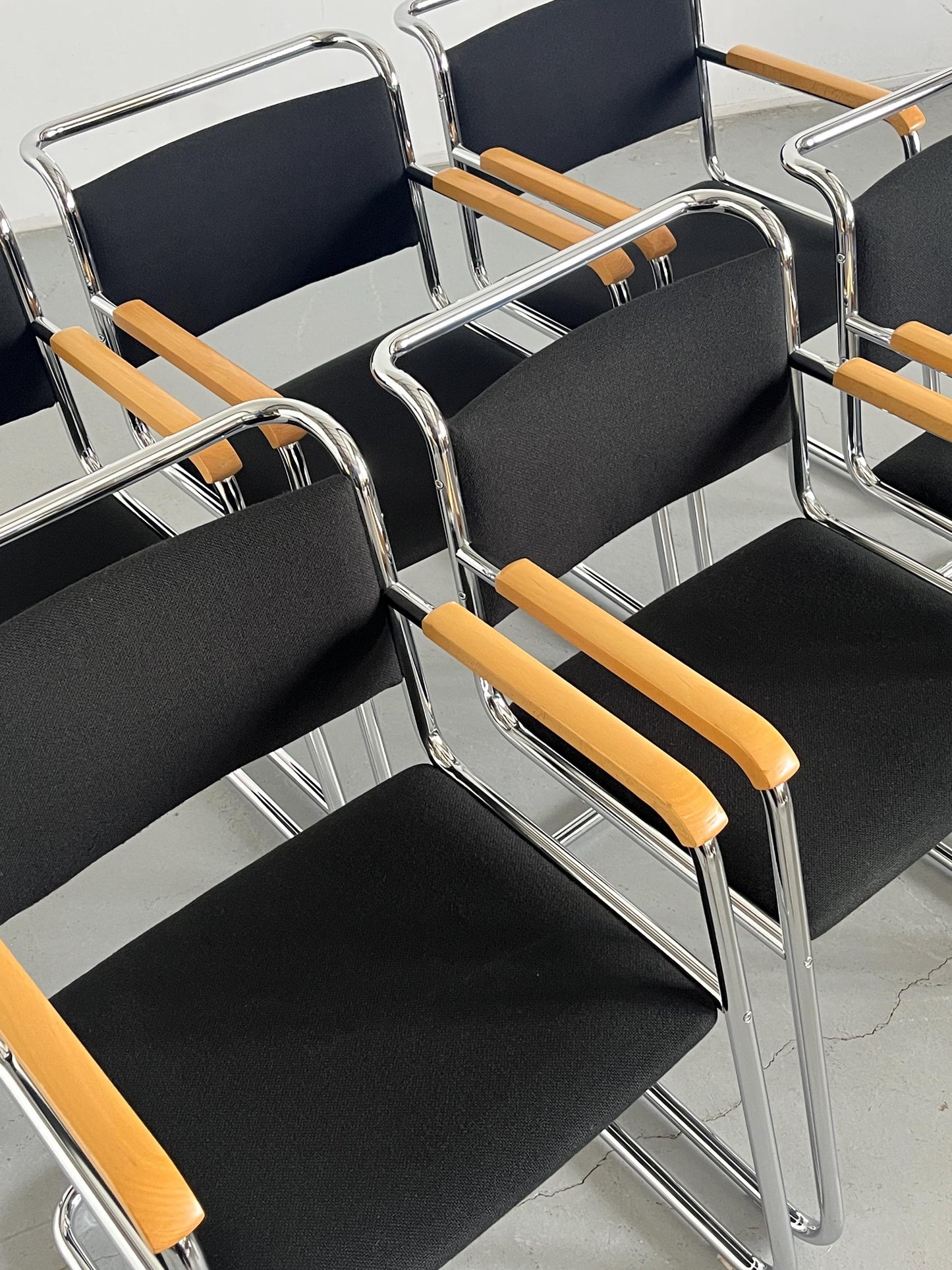 Vintage Freischwinger von L&C Stendal in Chrom, Buchenholz, Schwarz, 1970er