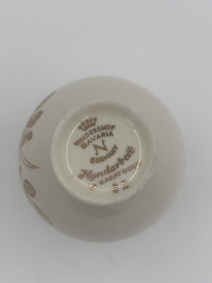 Vintage Vase von Waldershof Bavaria handbemalt mit 24 Karat Gold und Blumenmotiv