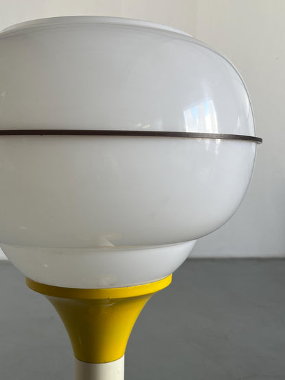 Vintage Stehlampe Space Age Gelb und Weiß Kunststoff Metall Glas 1970er