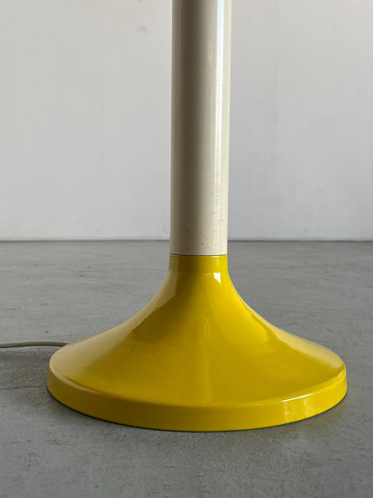 Vintage Stehlampe Space Age Gelb und Weiß Kunststoff Metall Glas 1970er