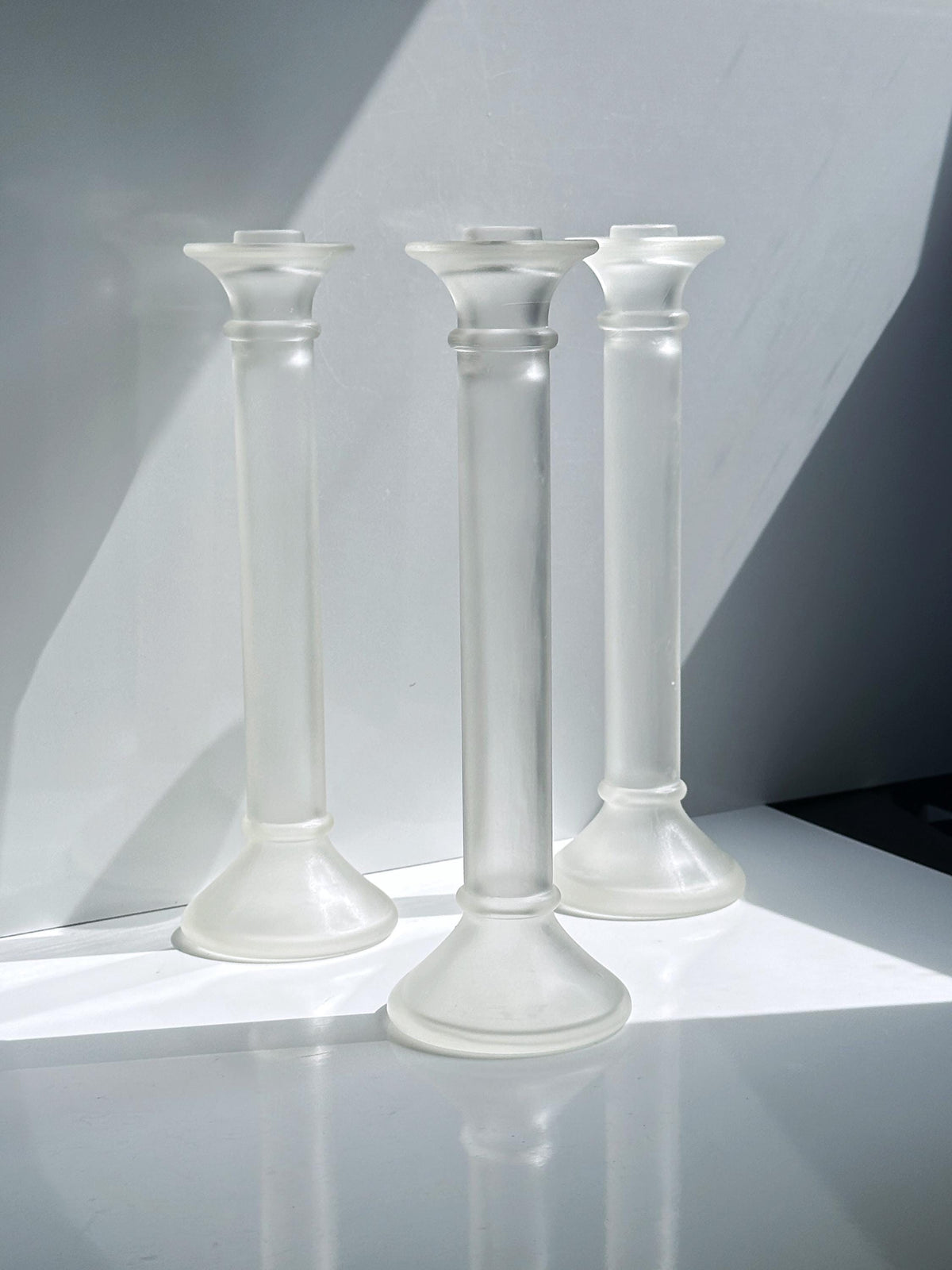 Vintage Kerzenständer Glas Säule satiniert transparent von unbekannt 1980er