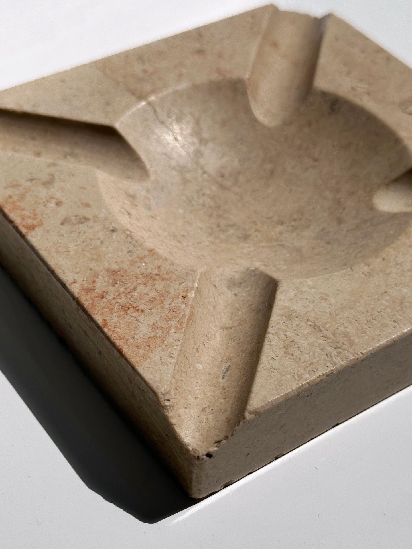 Vintage Aschenbecher Travertin von Italien