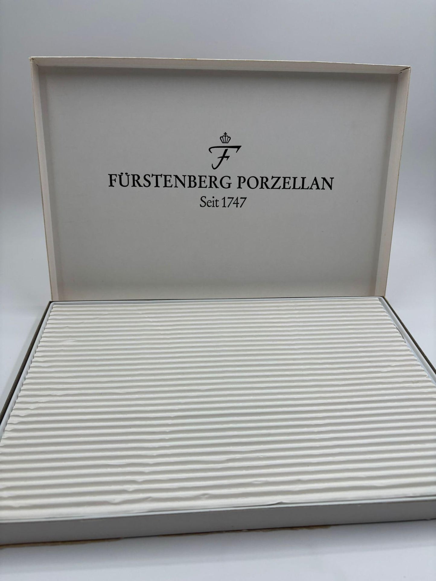 Vintage Sammel Teller Set von Fürstenberg Porzellan Offenburg Motive im Etui