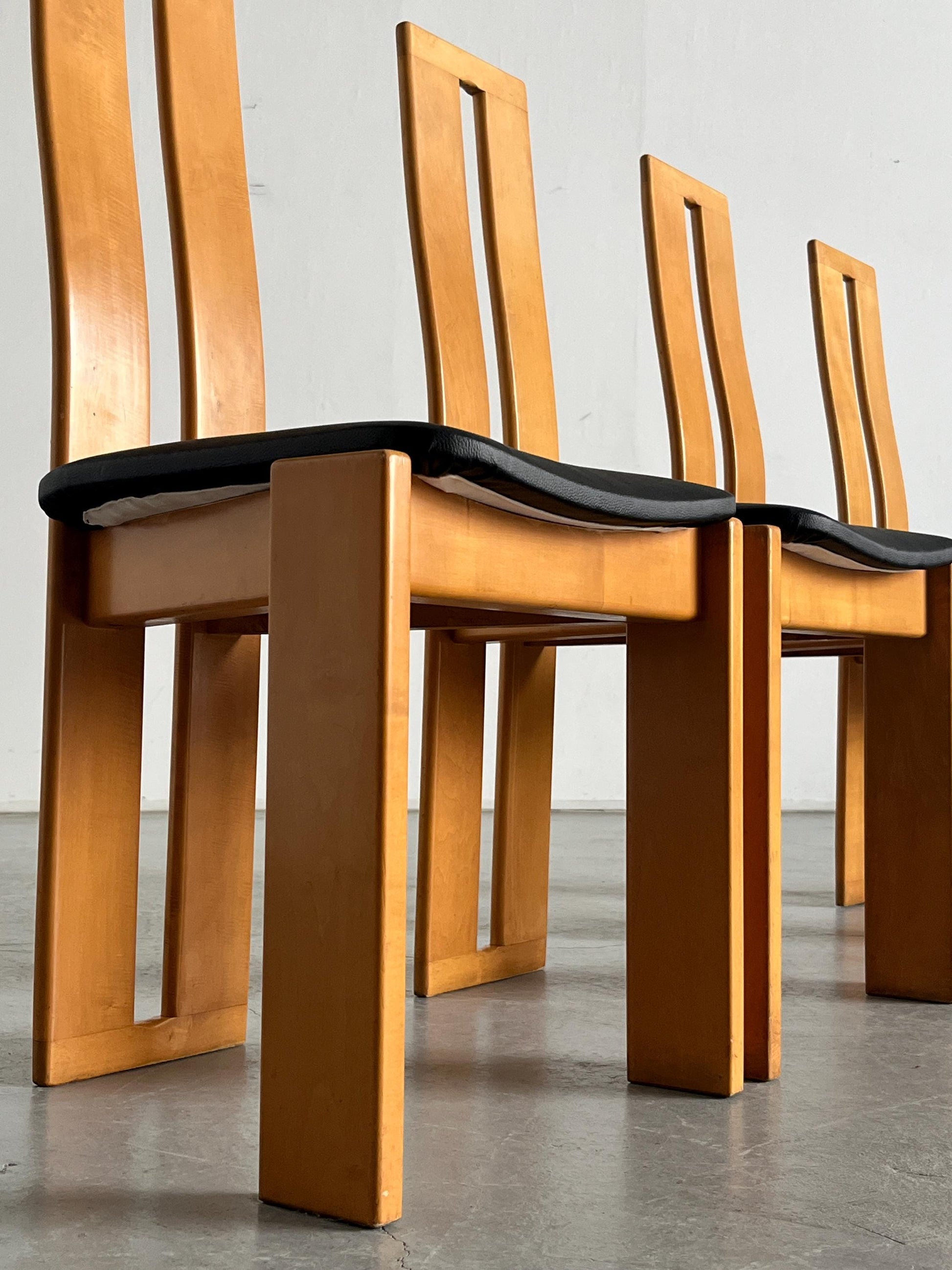 Vintage Hochlehnenstuhl Buchenholz Kunstleder im Stil von Pietro Constantini Set von 4