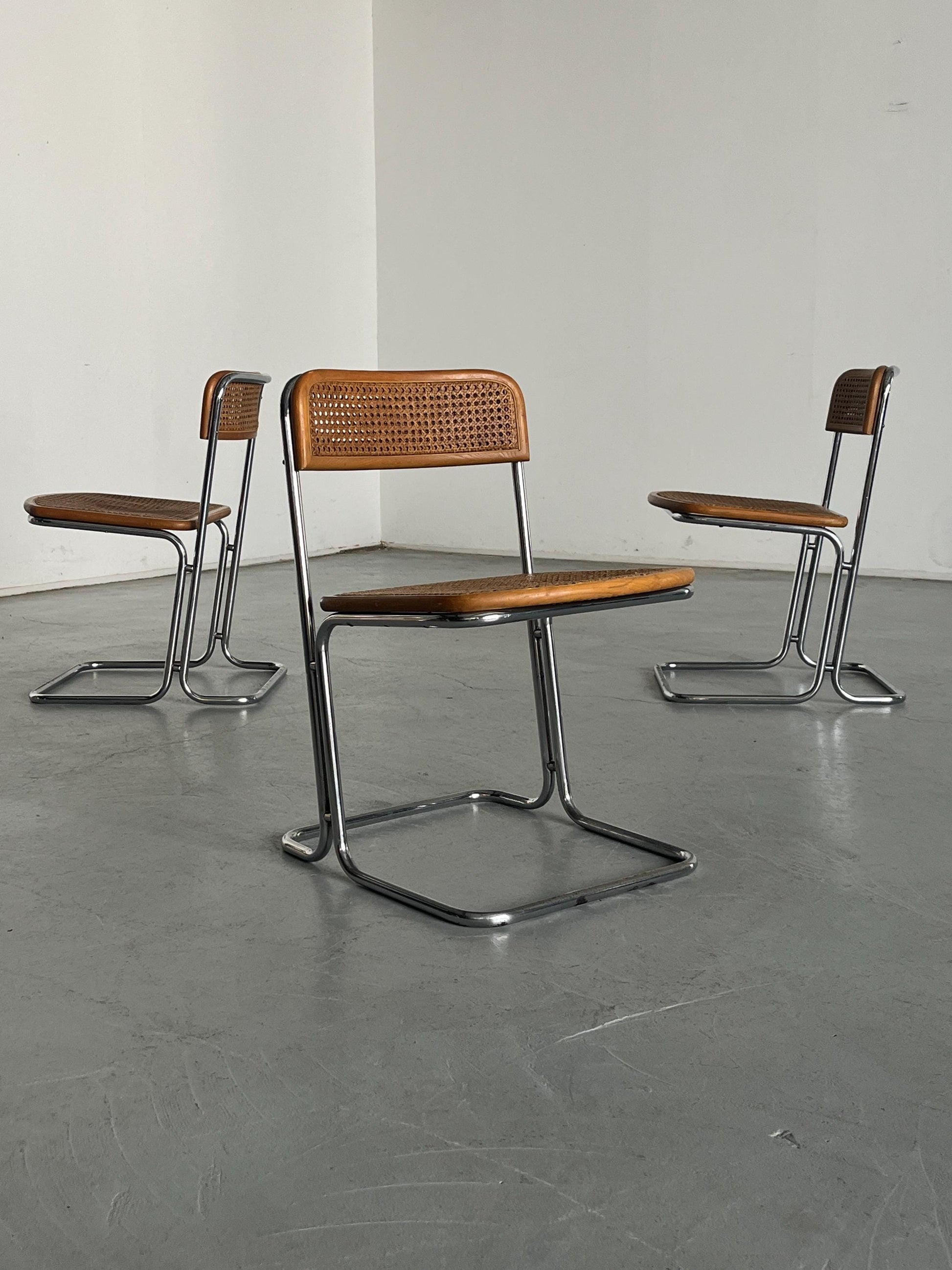 Vintage Freischwinger Essstuhl Chrom und Rohrgeflecht 1970er Italien