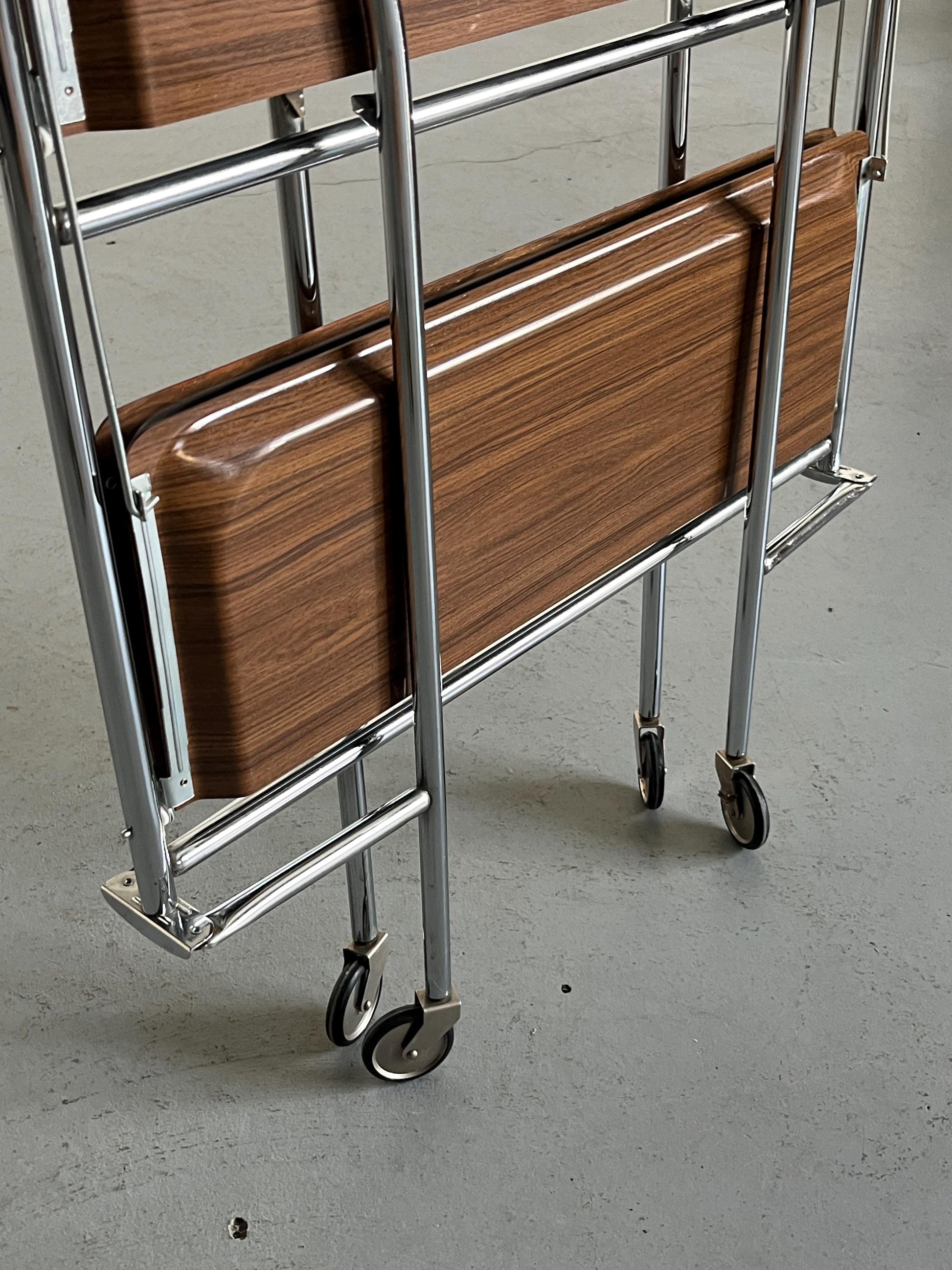 Vintage Servierwagen 'Dinett' im Stil von Bremshey und Co