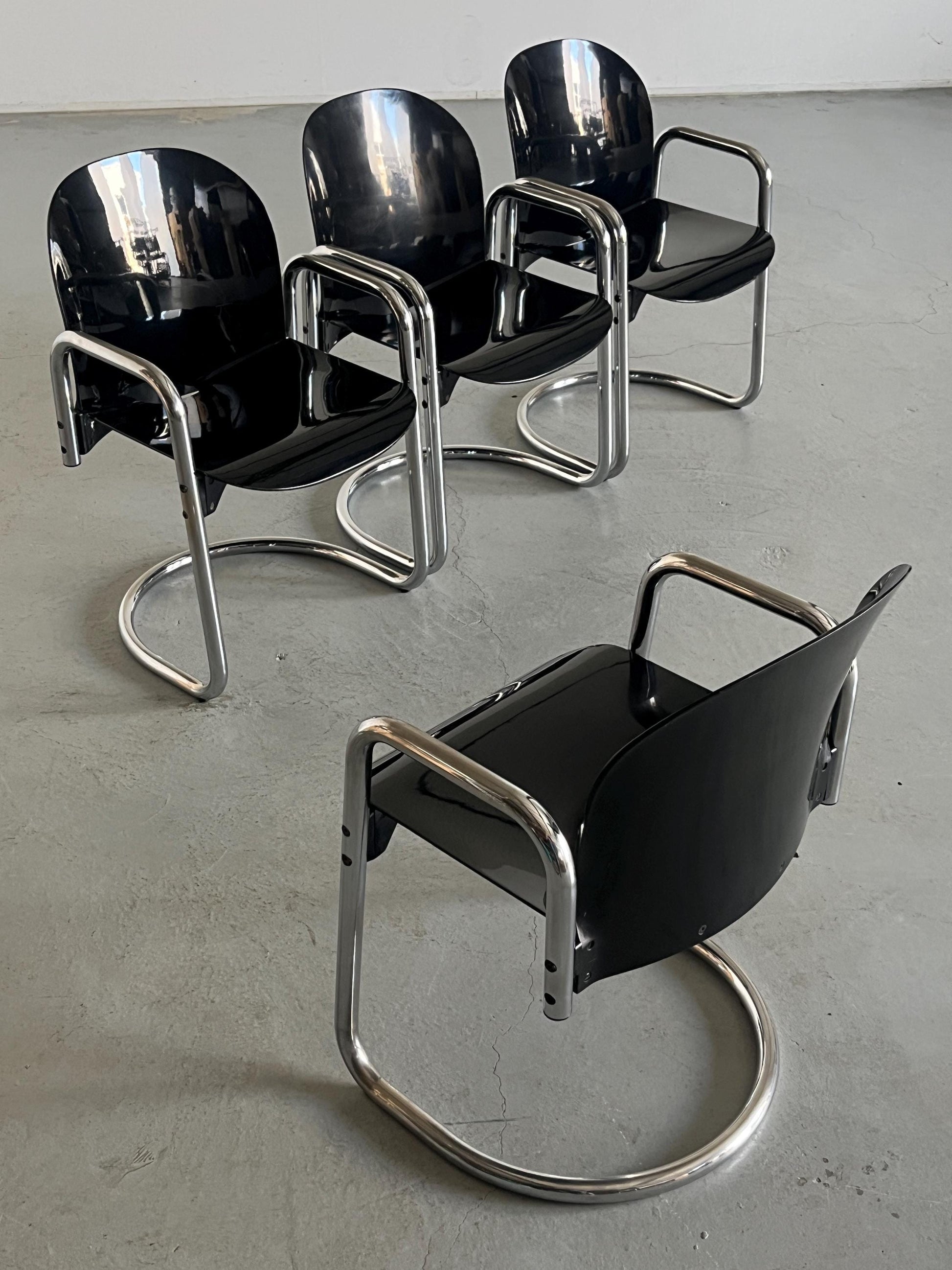 Vintage Dialogo Dessau Freischwinger von Afra und Tobia Scarpa für B&B Italia Set von 4