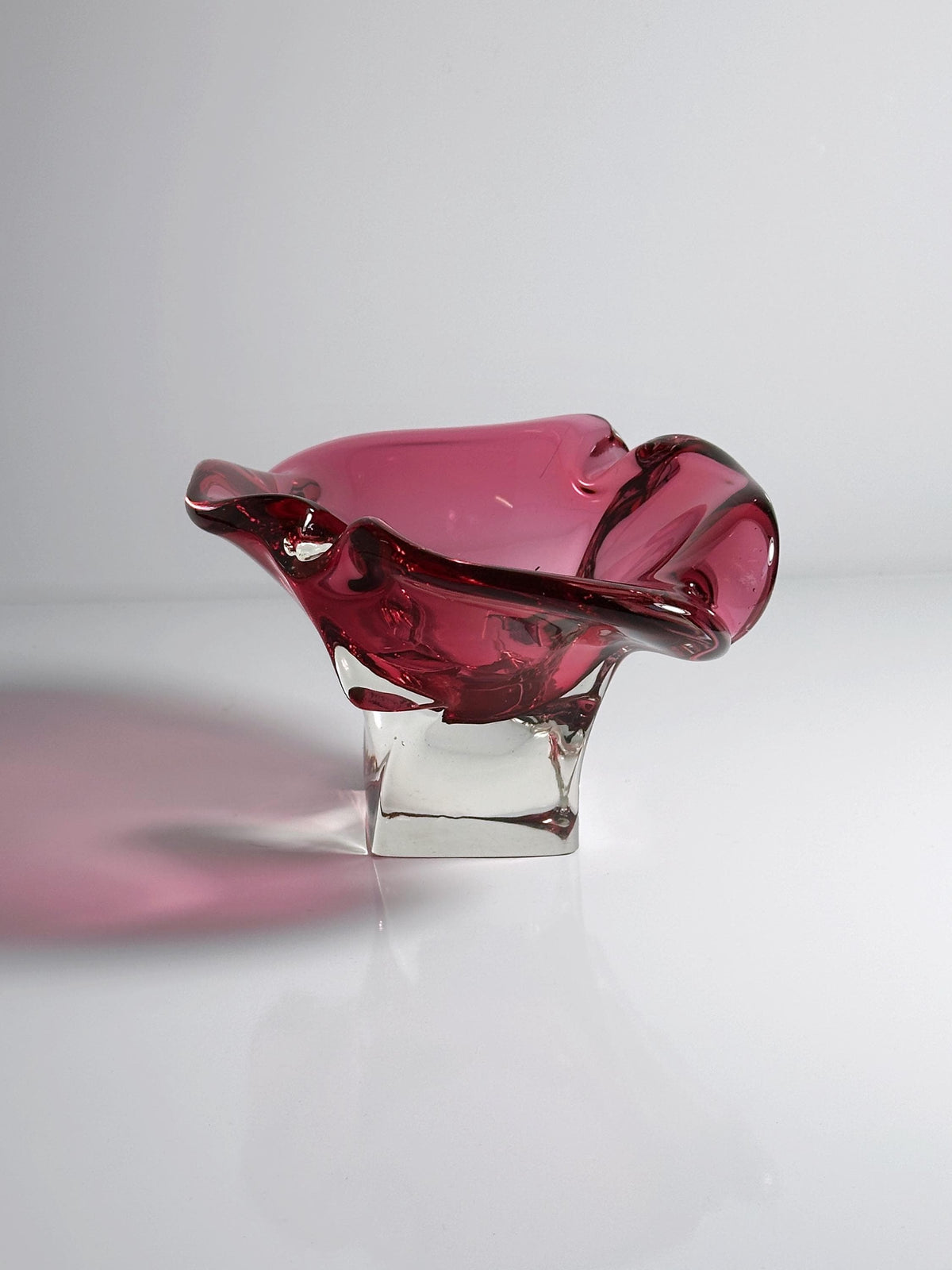 Vintage Glasschale Cranberry von Josef Hospodka für Chřibská