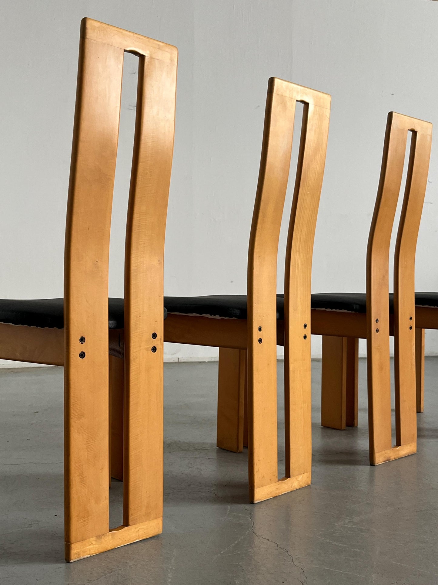 Vintage Hochlehnenstuhl Buchenholz Kunstleder im Stil von Pietro Constantini Set von 4