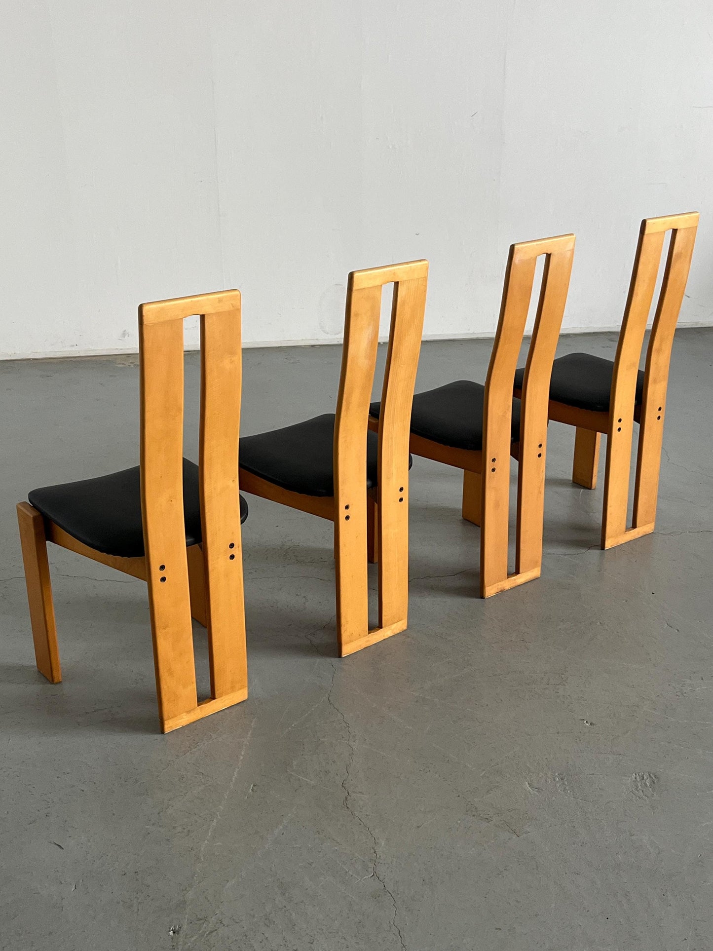 Vintage Hochlehnenstuhl Buchenholz Kunstleder im Stil von Pietro Constantini Set von 4