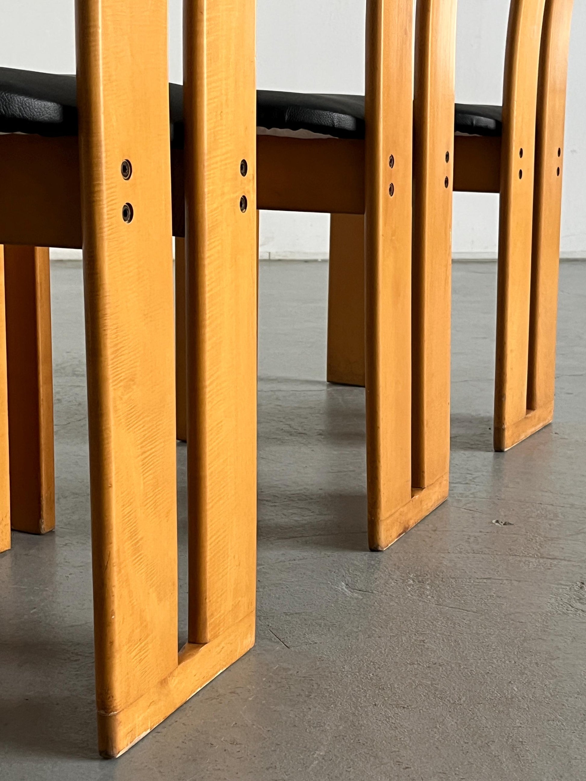 Vintage Hochlehnenstuhl Buchenholz Kunstleder im Stil von Pietro Constantini Set von 4