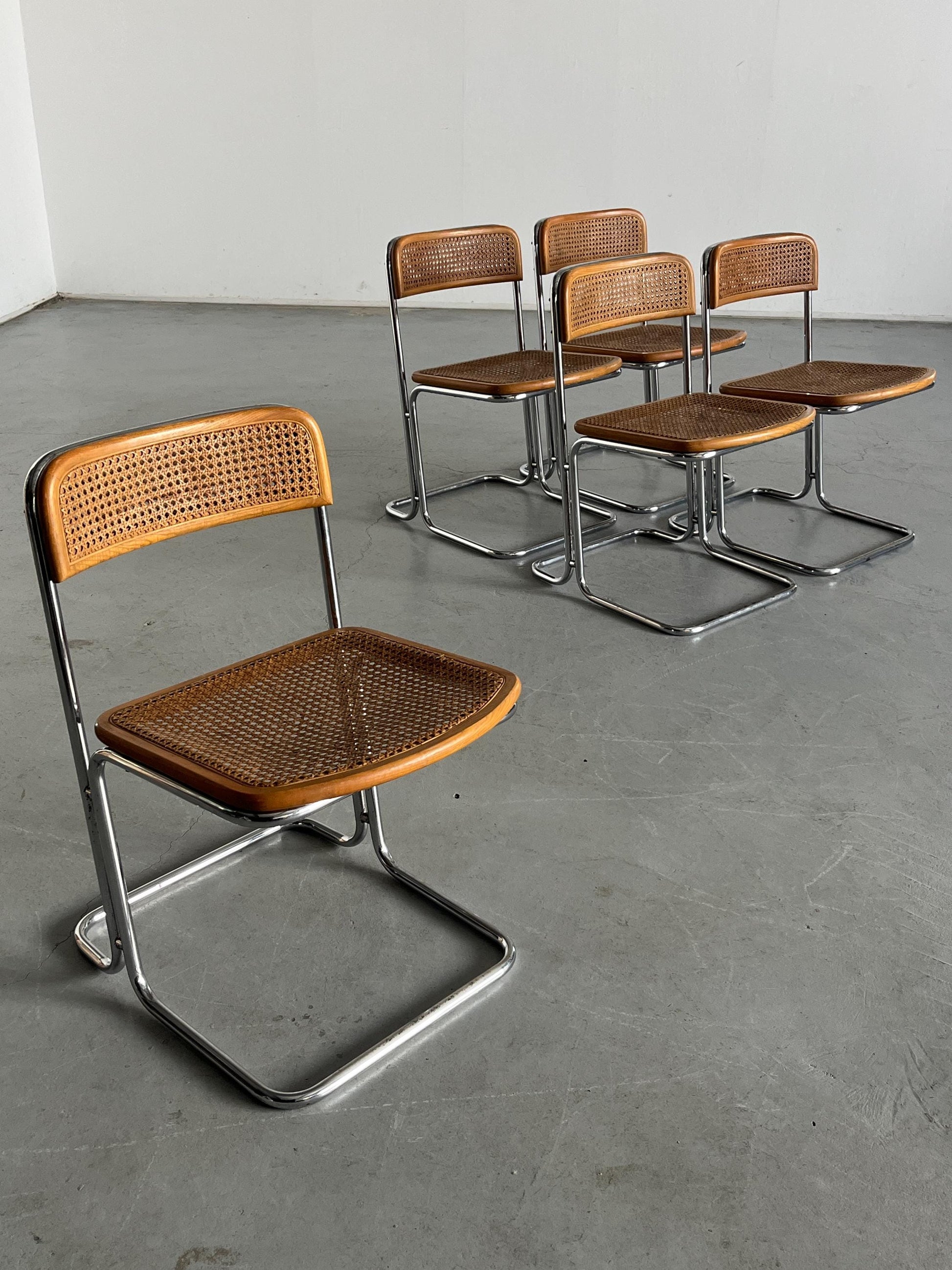 Vintage Freischwinger Essstuhl Chrom und Rohrgeflecht 1970er Italien