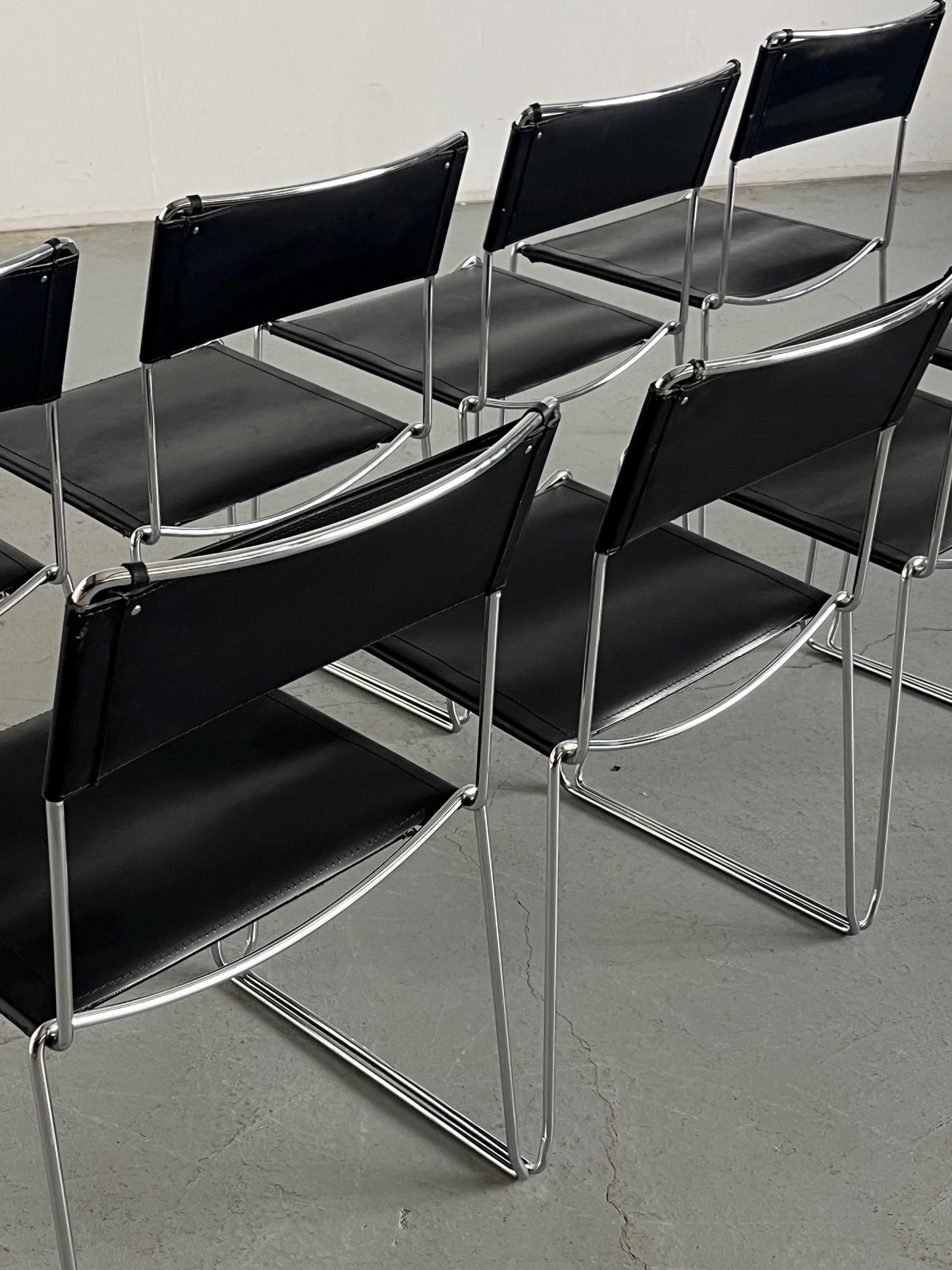 Vintage Esszimmerstuhl Giandomenico Belotti Kunstleder Chromstahl 1980er Italien