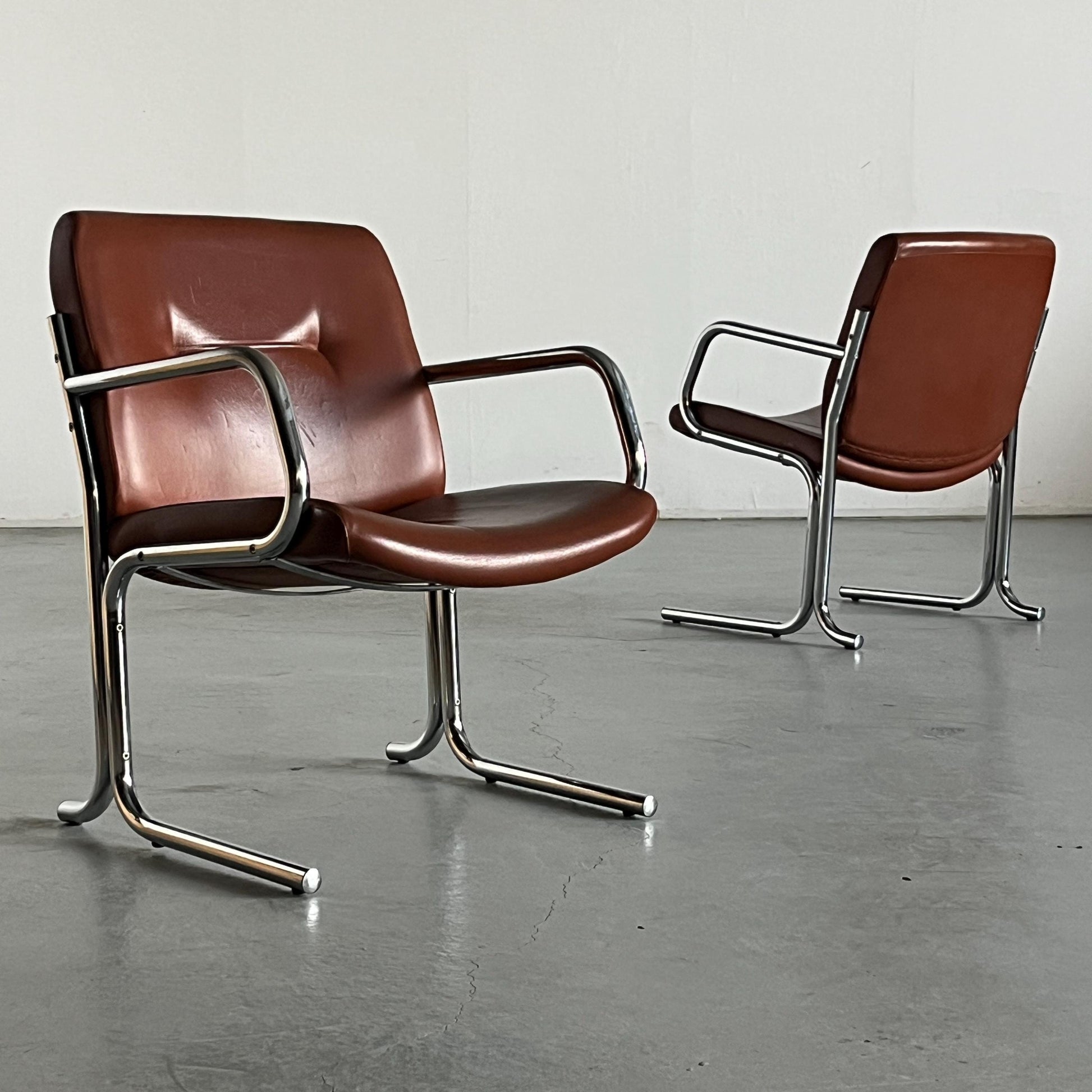 Vintage Armlehnstuhl Braun Leder Chromstahl 1970er Italien