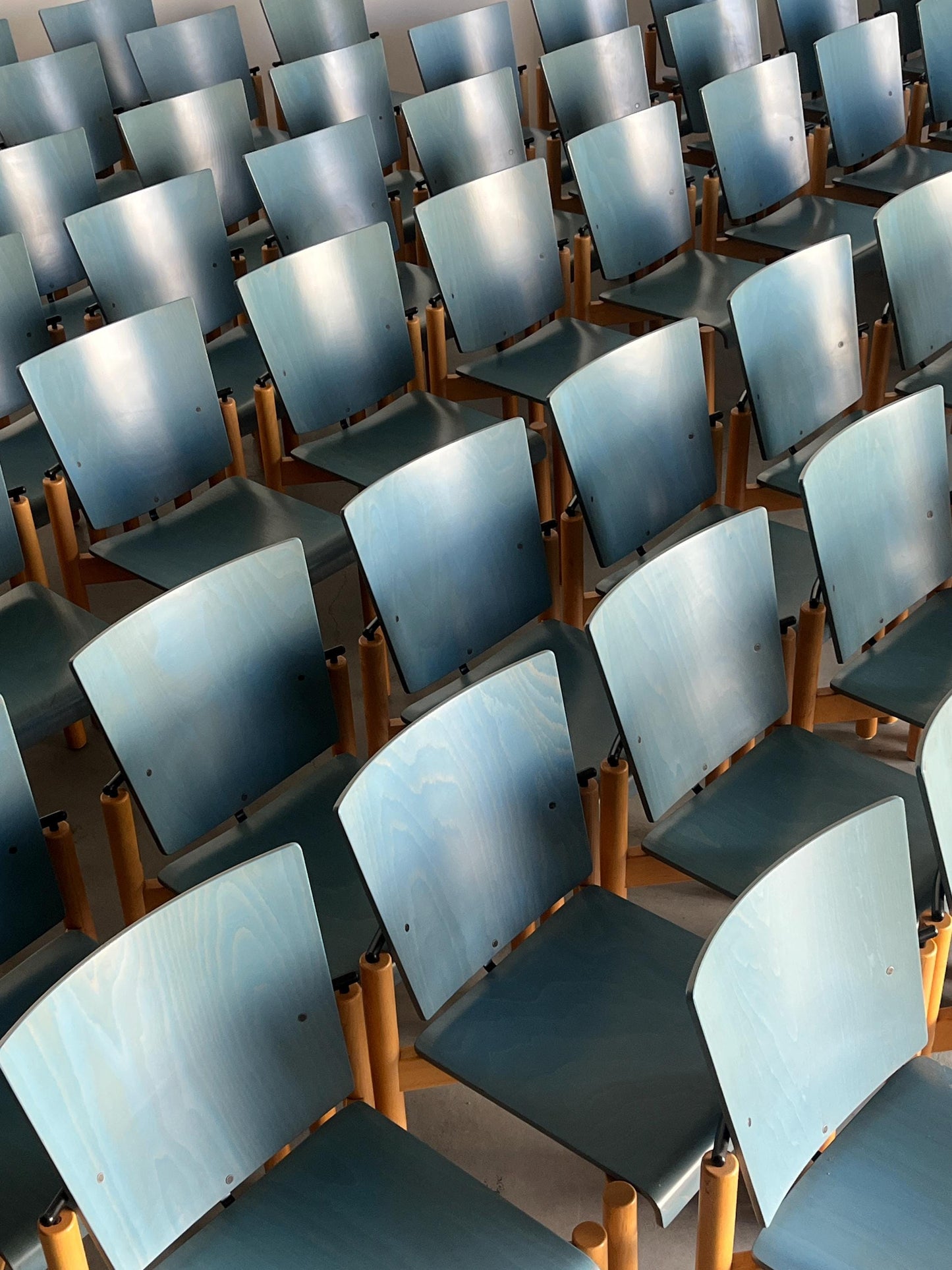 Vintage Postmodern Modell 2400 Stapelstuhl von Team AG Form für Kusch+Co