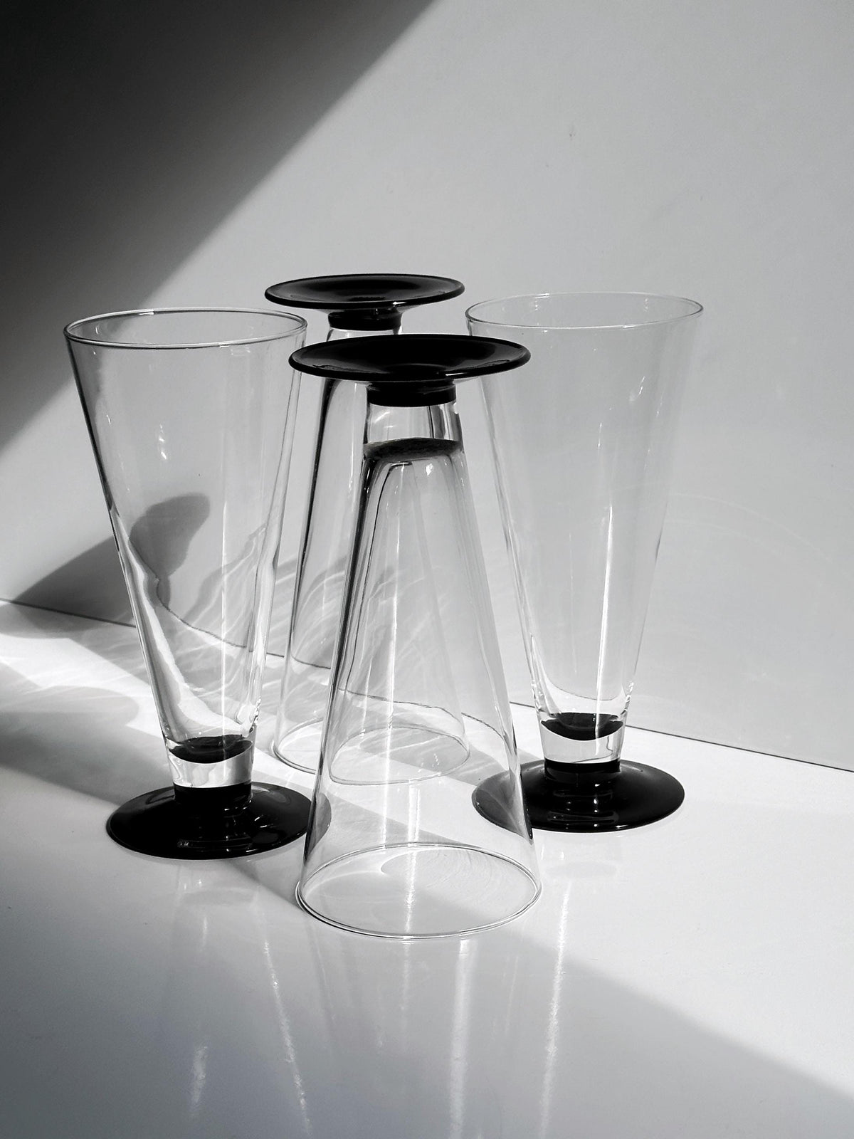 Vintage Bierglas Domino von Luminarc schwarz 80er