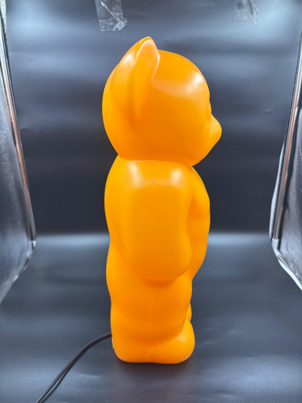 Vintage Tischlampe Der Stehende von Lumibar gelb Bärenform