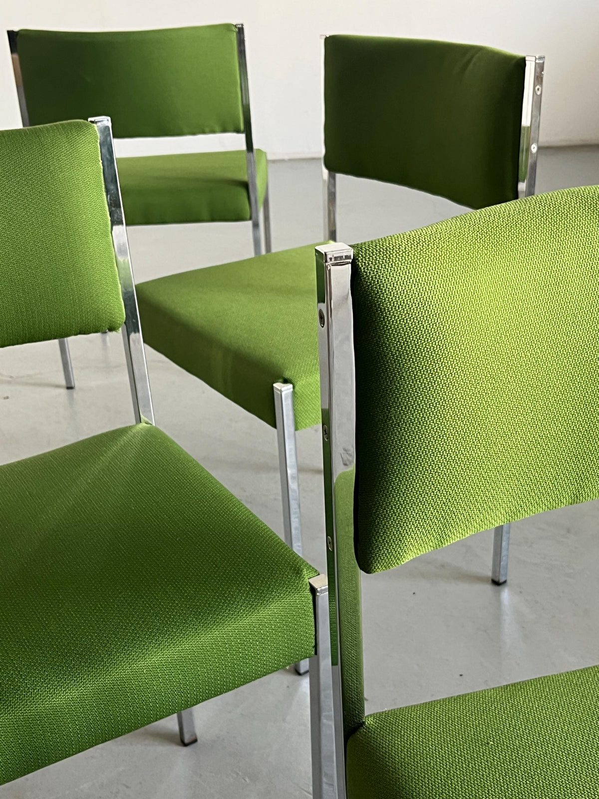Vintage Mid-Century Modern Stuhl von Wiesner Hager in Grün Chromstahl 1960er