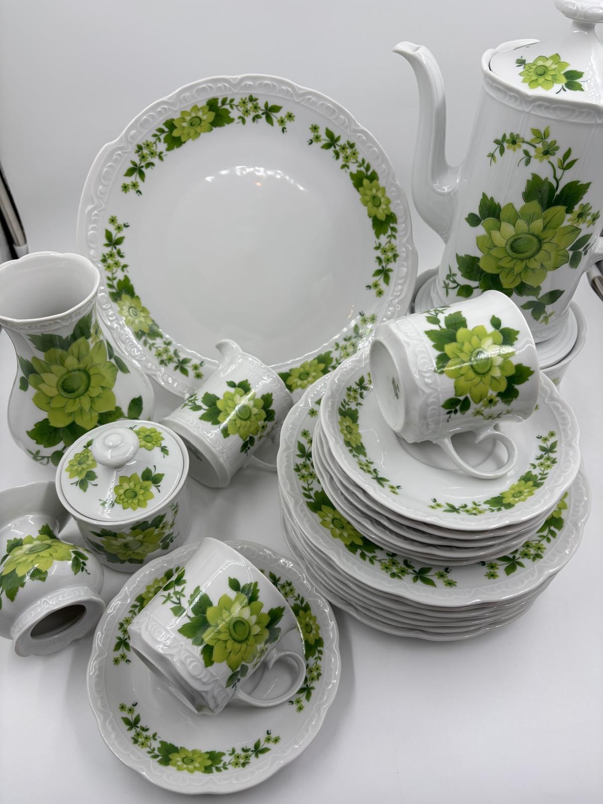 Vintage Geschirr Set von Mitterteich Porzellan mit grünem Blumendekor, 7-teilig, komplett