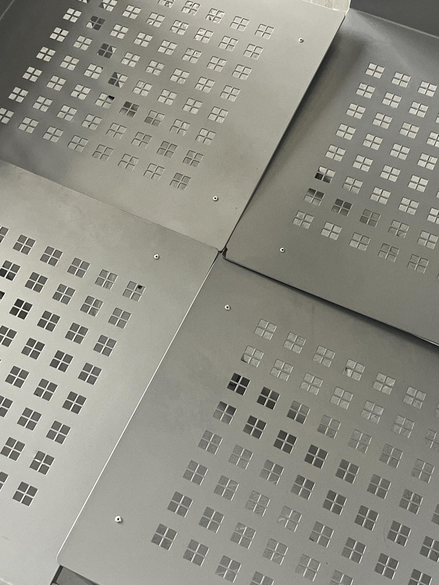 Vintage Architektonischer Metallstuhl im Stil von Pietro Arosio 1990er Italien