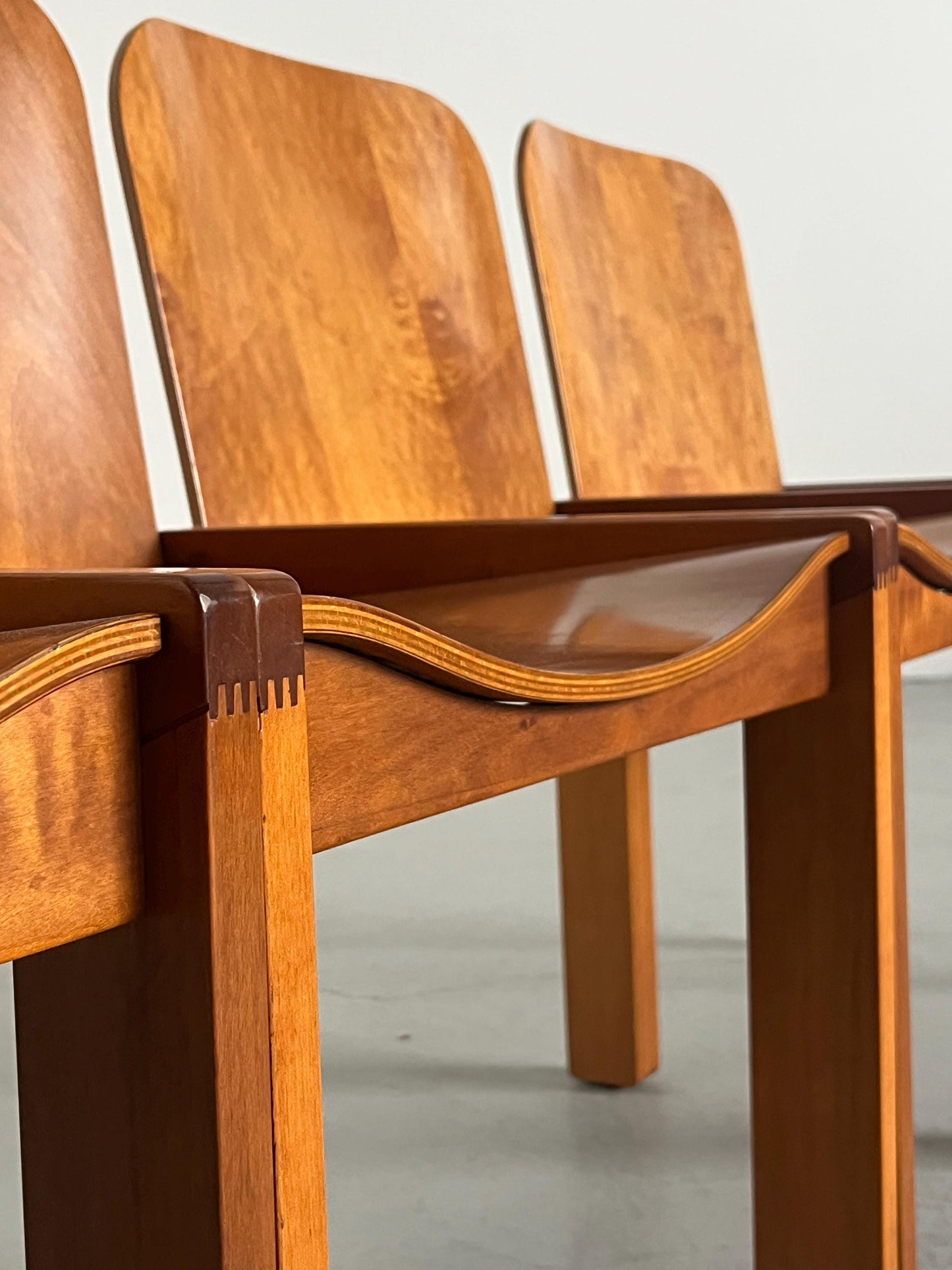 Vintage Esszimmerstuhl Sperrholz Esche von Molteni im Stil von Afra & Tobia Scarpa Set von 4