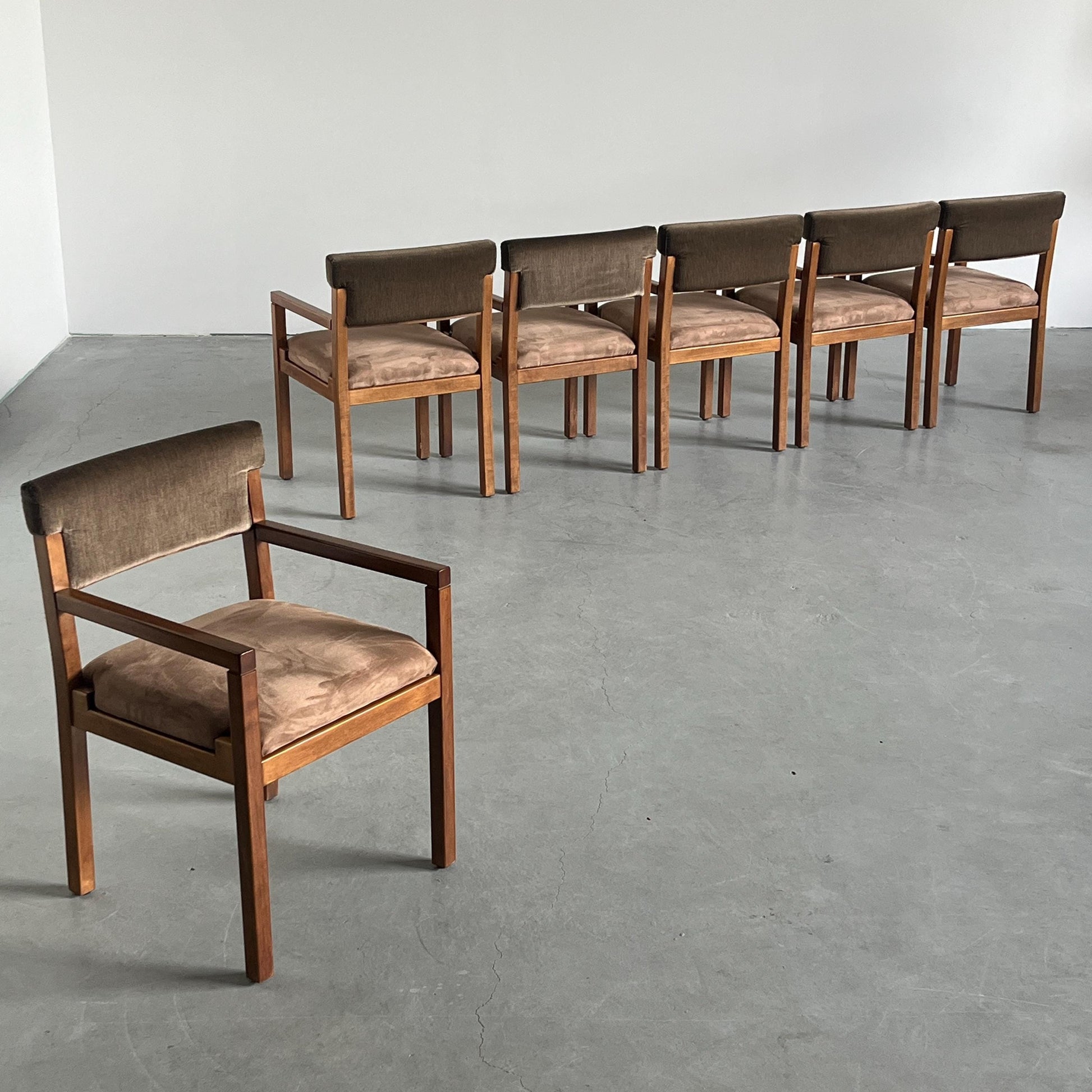 Vintage Armlehnstuhl Buchenholz Samt gestreift 1970er Italien