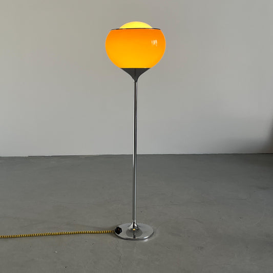 Vintage Big Bud Stehlampe von Harvey Guzzini Braun Kunststoff Chromstahl 1968 Italien