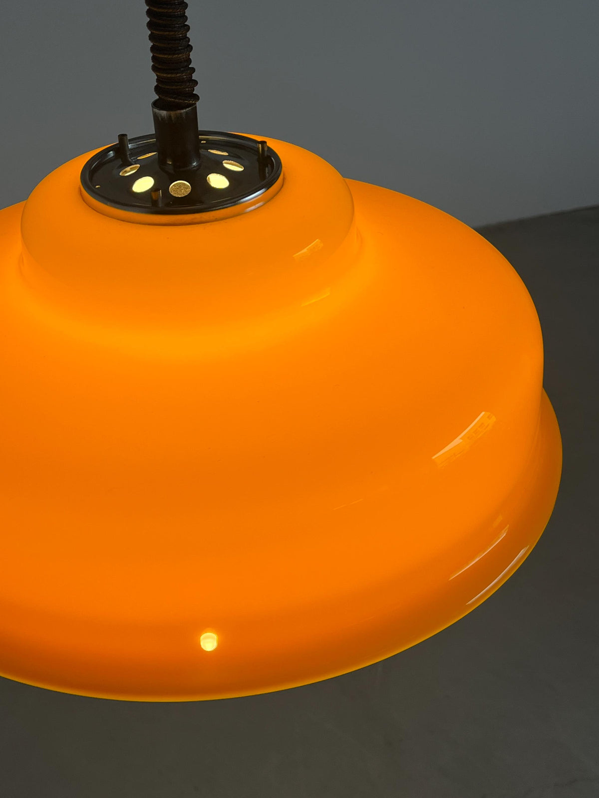 Vintage Alga Pendelleuchte von Meblo für Harvey Guzzini Space Age