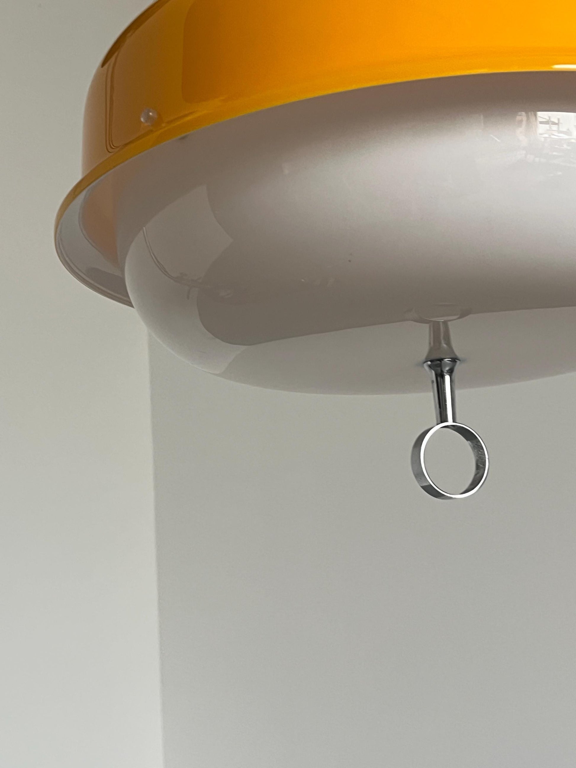 Vintage Alga Pendelleuchte von Meblo für Harvey Guzzini Space Age