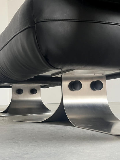 Vintage Lounge Chair Alta von Oscar Niemeyer für Mobilier International, Schwarz Leder